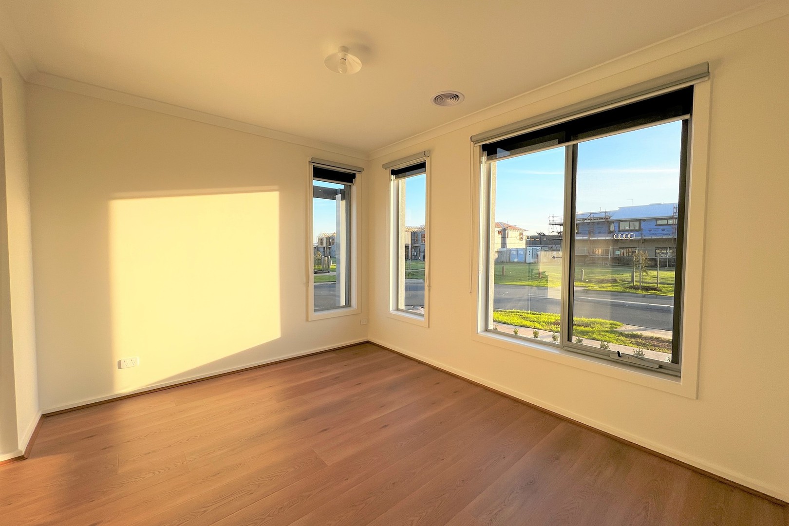 67 Walkside Boulevard, Fraser Rise, VIC 3336, Fraser Rise - Thumbnail 4