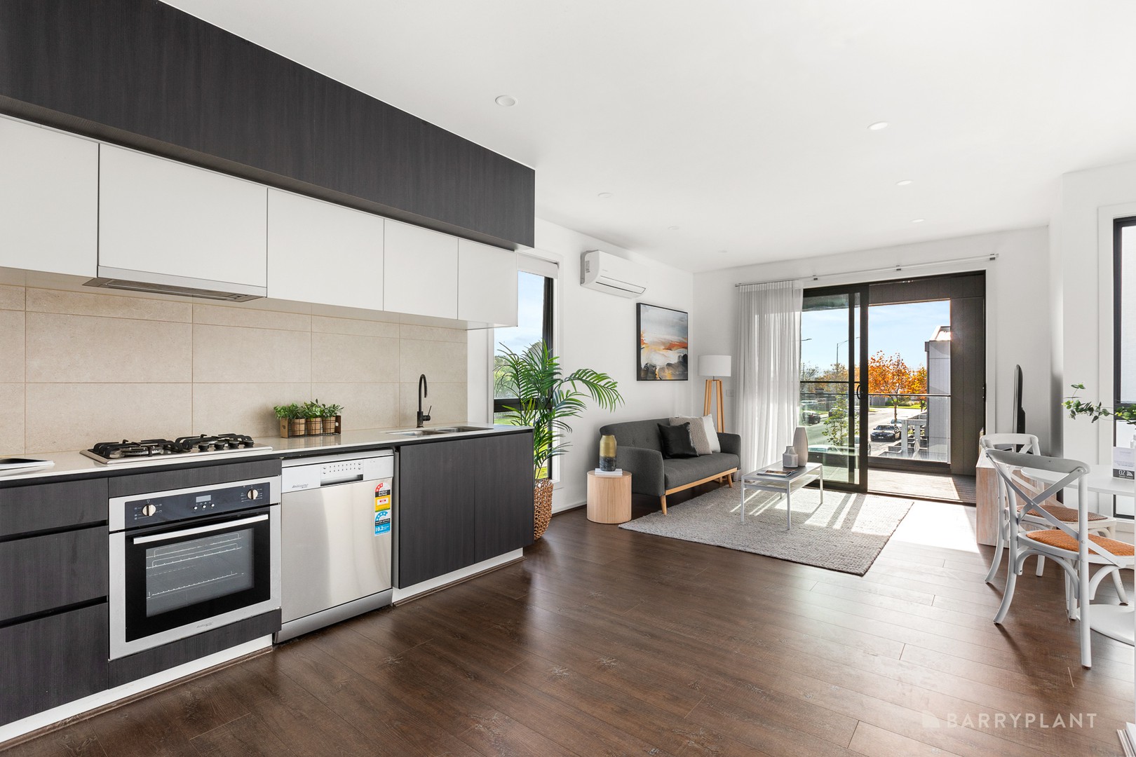 67 Zeta Crescent, Point Cook, VIC 3030, Point Cook - Thumbnail 5