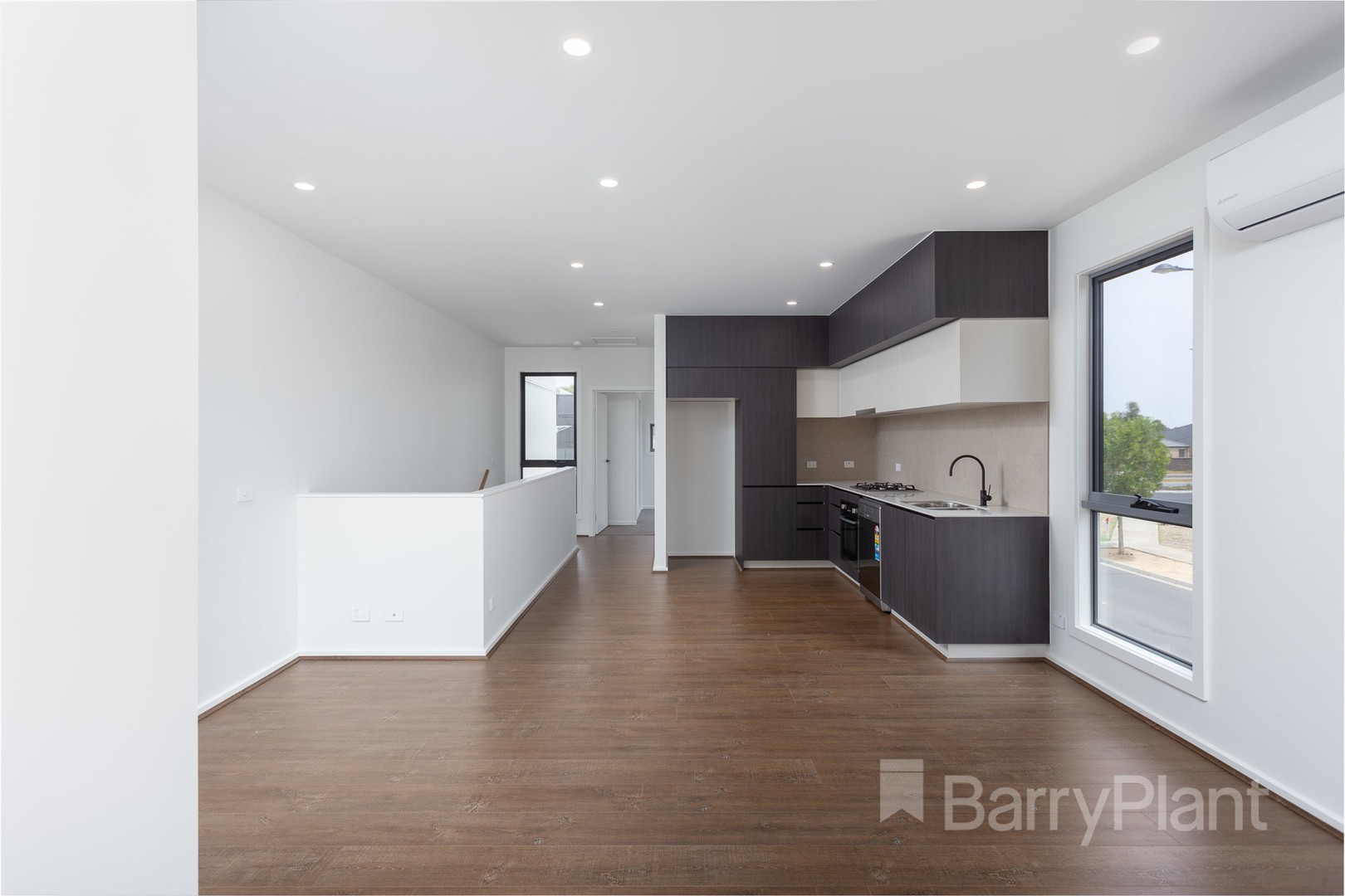 67 Zeta Crescent, Point Cook, VIC 3030, Point Cook - Thumbnail 5
