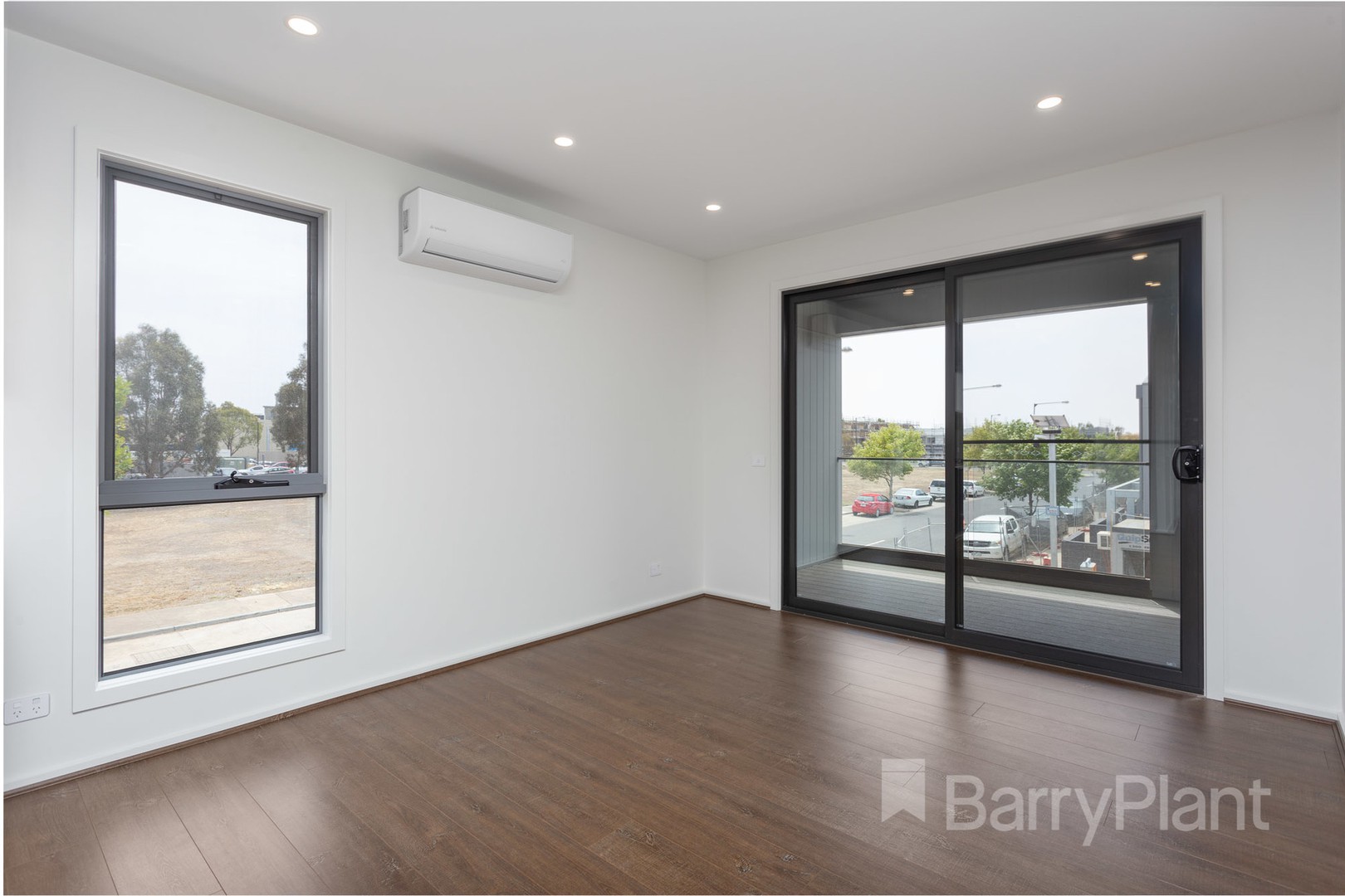 67 Zeta Crescent, Point Cook, VIC 3030, Point Cook - Thumbnail 6