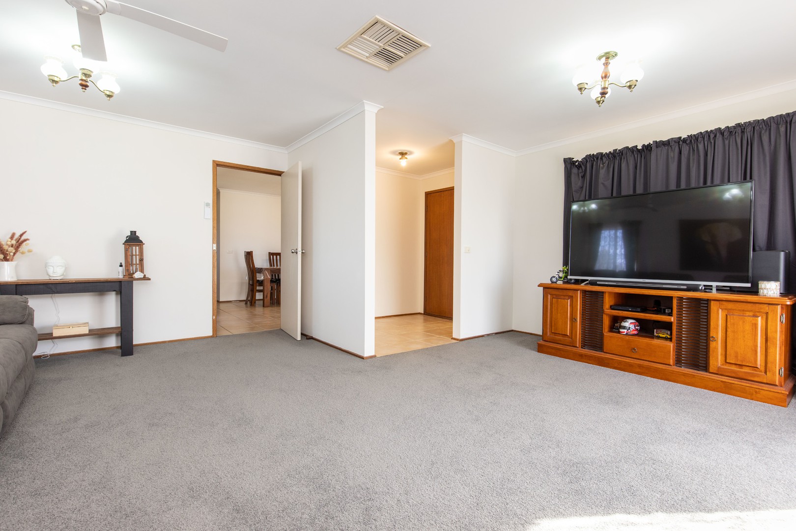 672 Cocklin Avenue, Red Cliffs, VIC 3496, Red Cliffs - Thumbnail 2