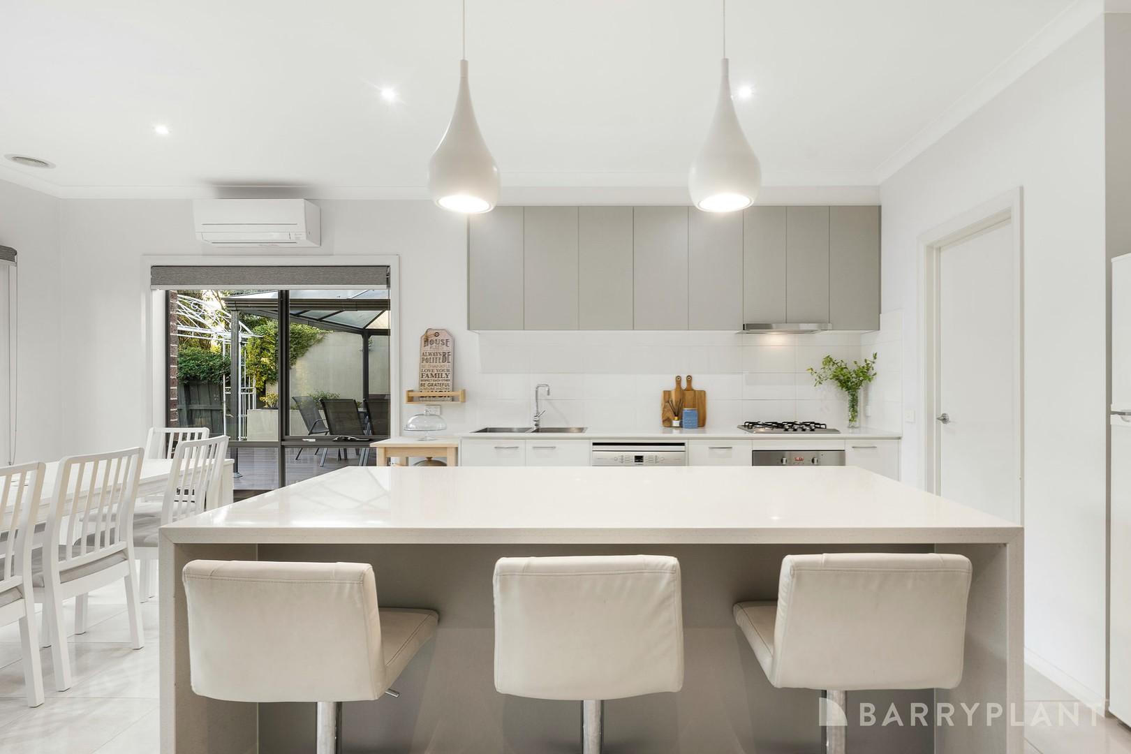 67A Diane Crescent, Croydon, VIC 3136, Croydon - Thumbnail 3