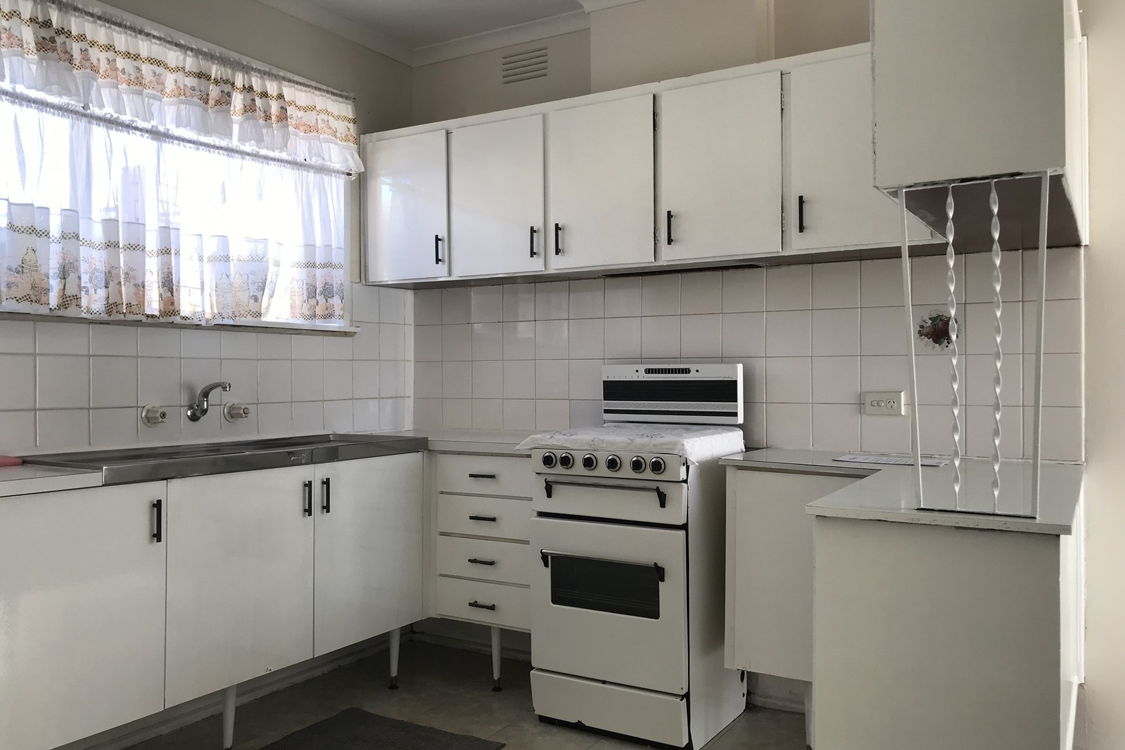 68 Bickley Avenue, Thomastown, VIC 3074 - Thumbnail 1 - 21/02/2023