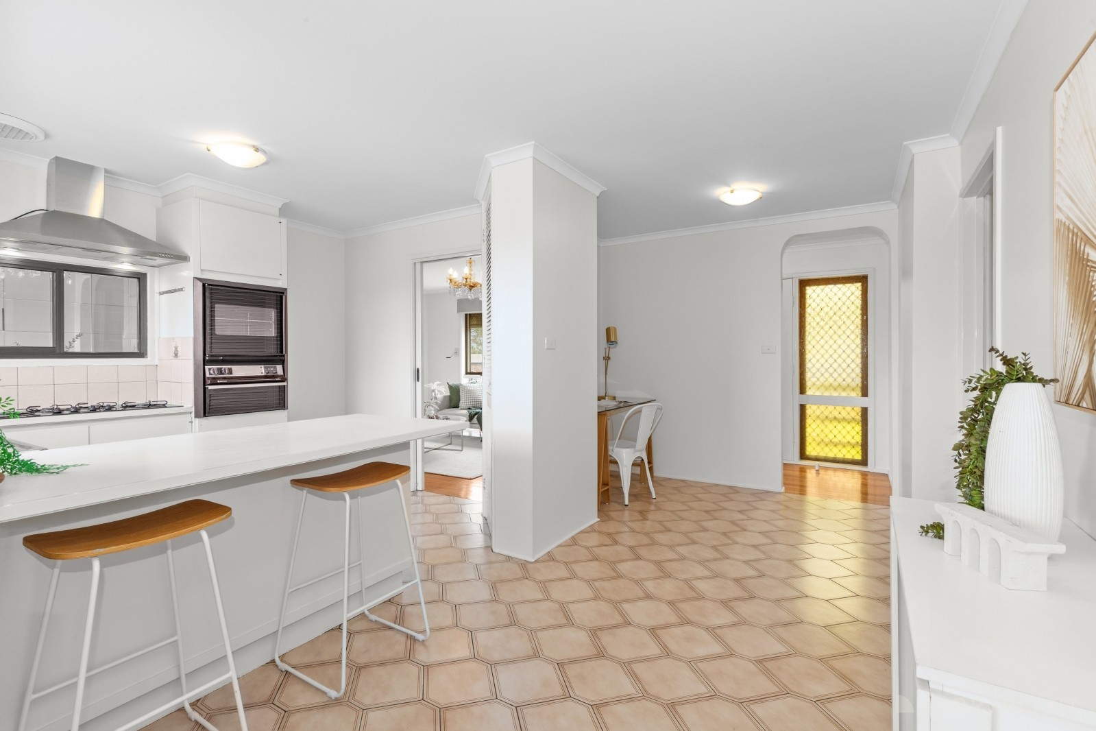 68 Chalcot Drive, Endeavour Hills, VIC 3802, Endeavour Hills - Thumbnail 4