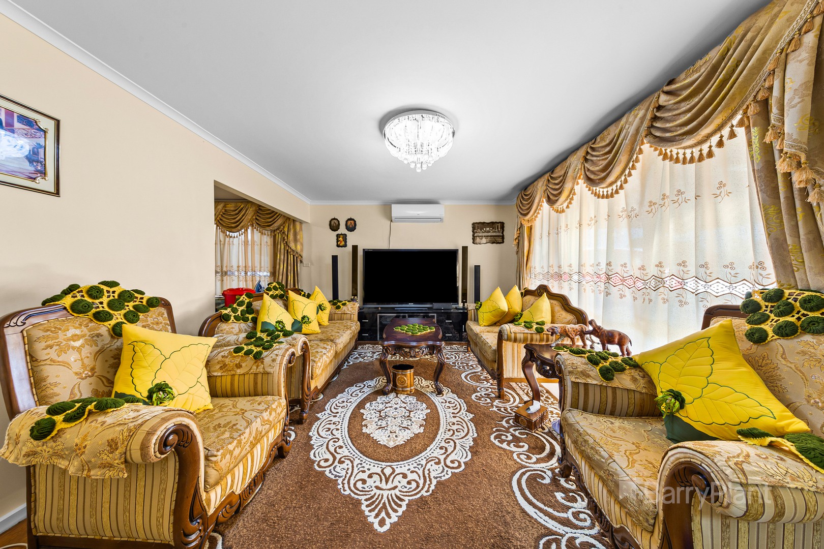 68 Chester Crescent, Deer Park, VIC 3023, Deer Park - Thumbnail 2