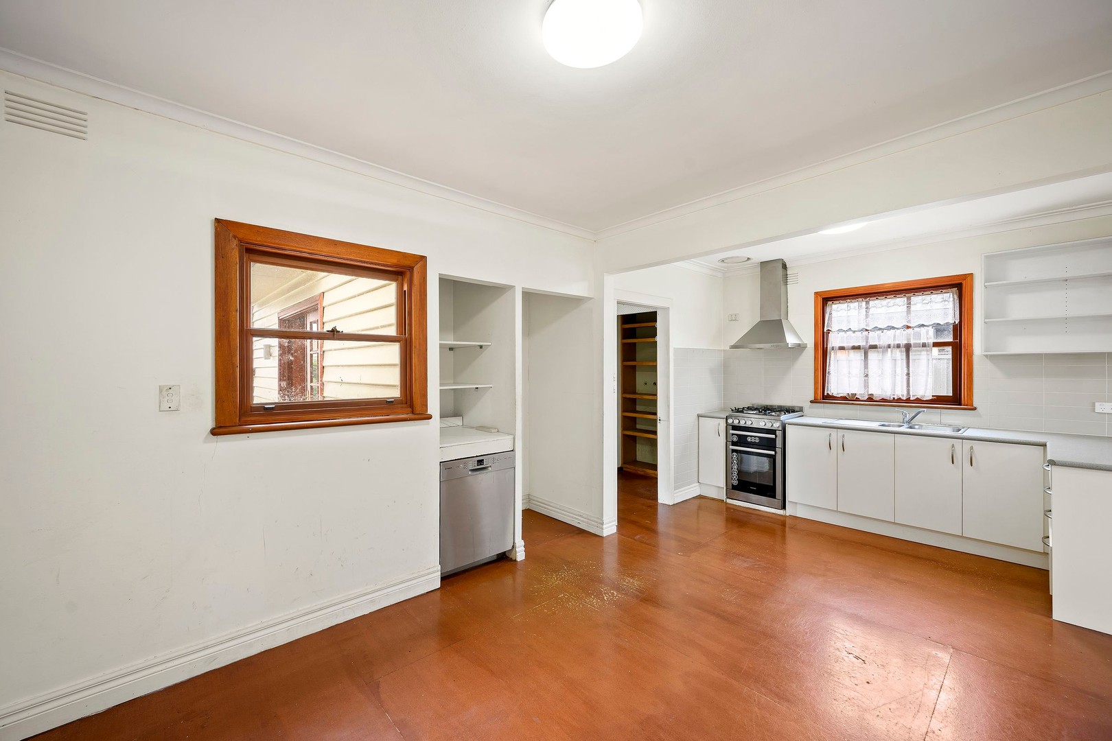 68 Doyle Street, Avondale Heights, VIC 3034, Avondale Heights - Thumbnail 3