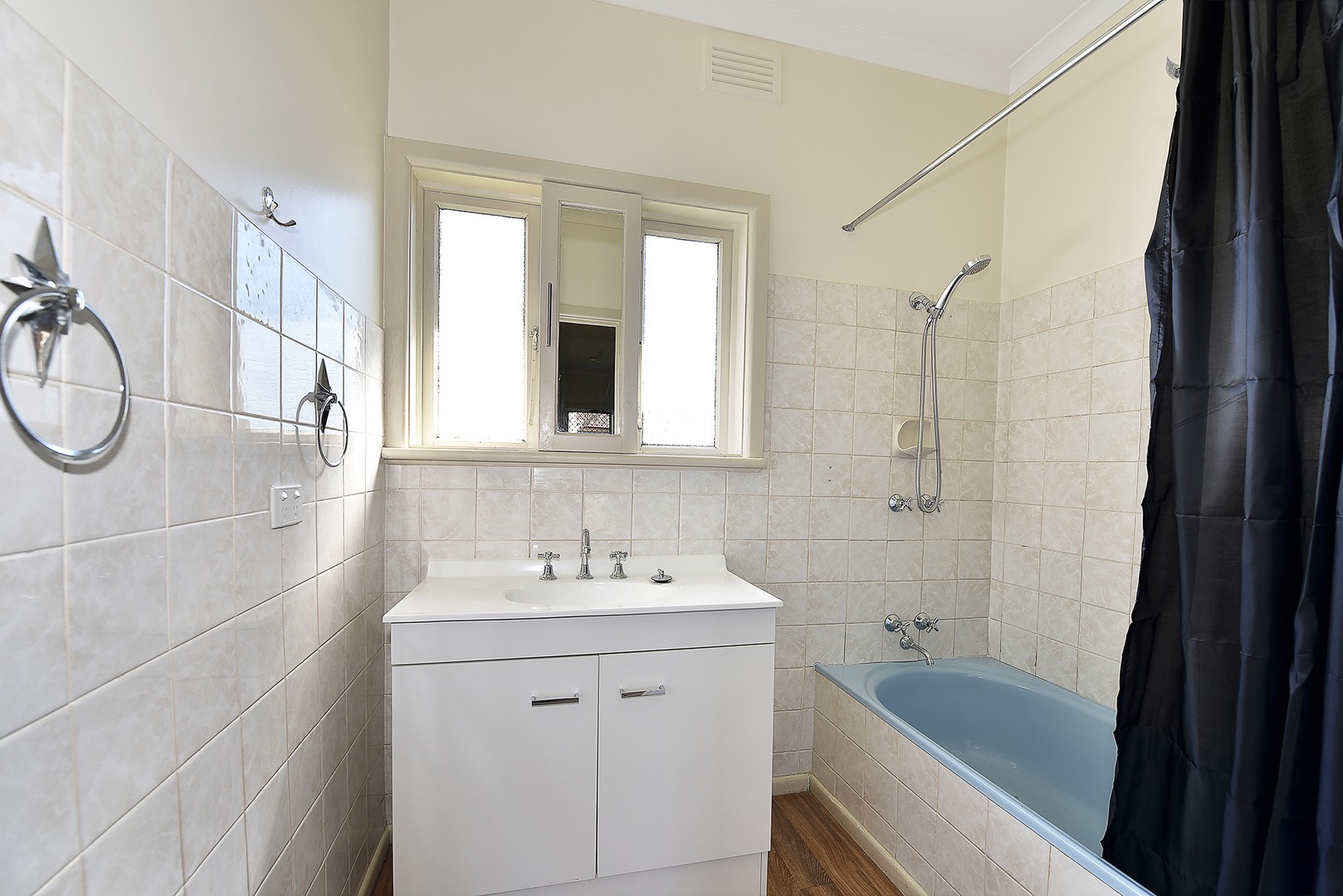 68 Macey Avenue, Avondale Heights, VIC 3034, Avondale Heights - Thumbnail 4
