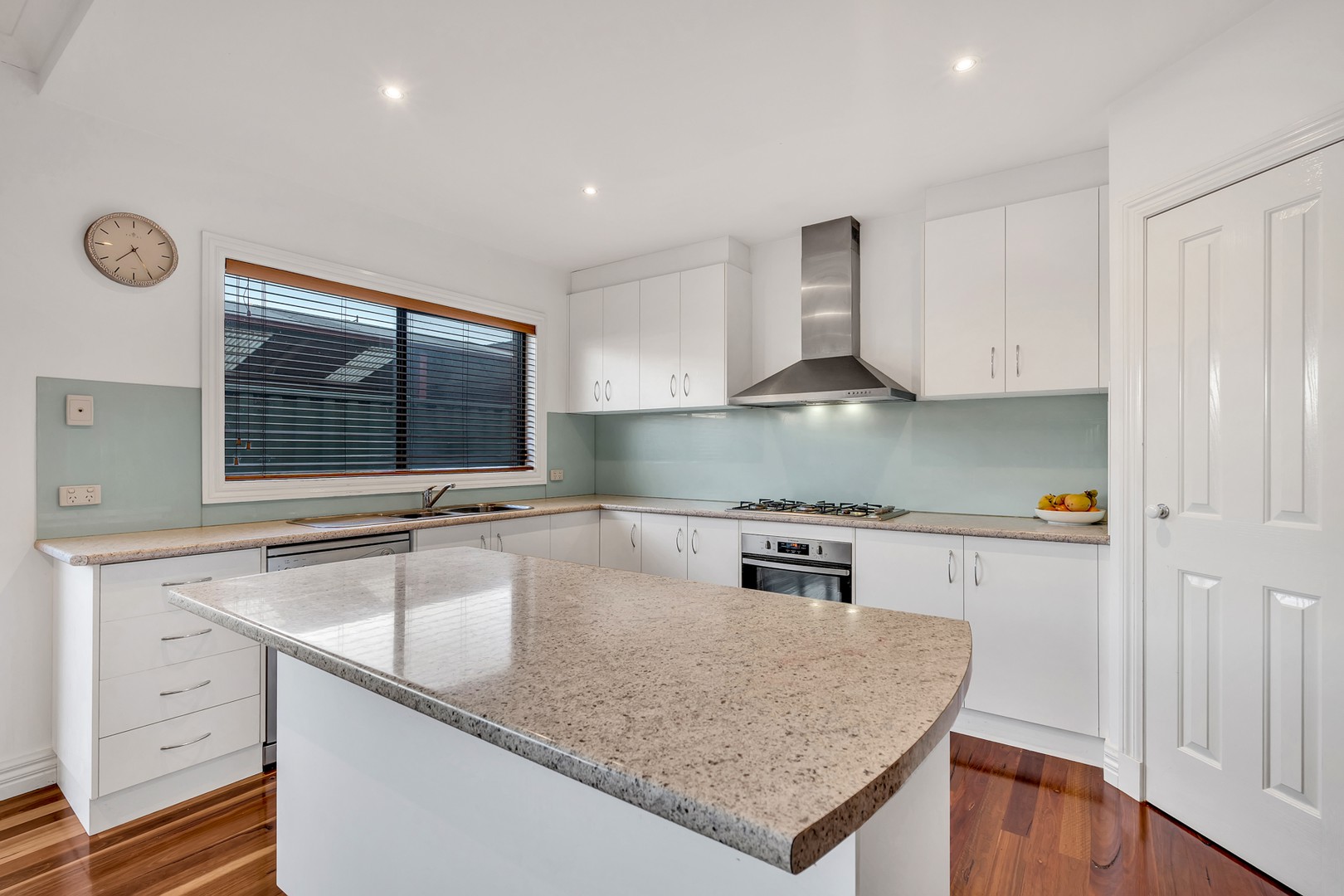 68 Malcolm Creek Parade, Craigieburn, VIC 3064, Craigieburn - Thumbnail 2