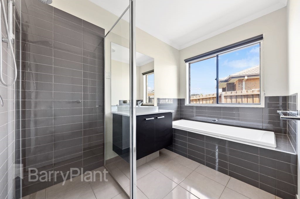 68 Woodlea Boulevard, Aintree, VIC 3336, Aintree - Thumbnail 6