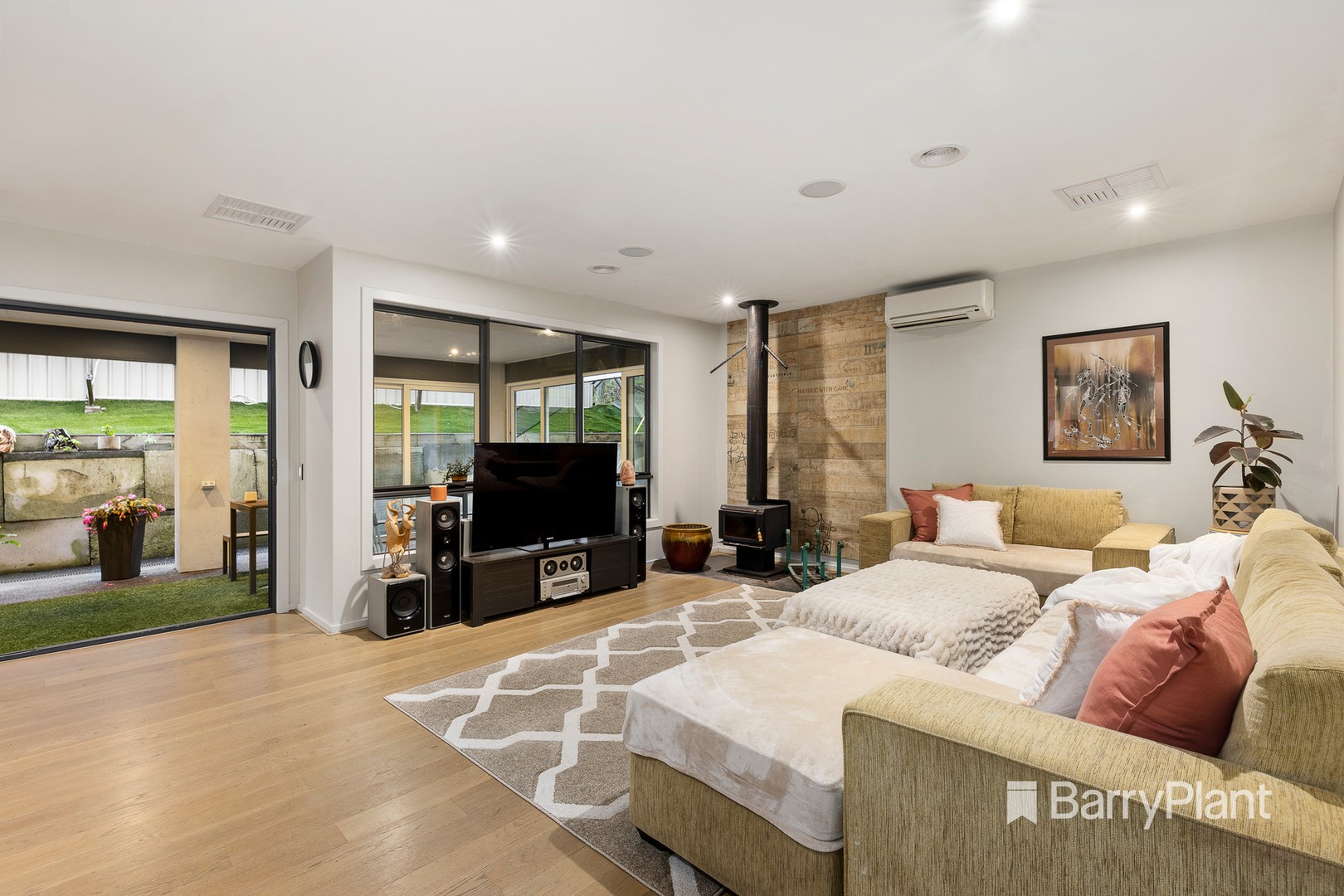687 Heidelberg Kinglake Road, Hurstbridge, VIC 3099, Hurstbridge - Thumbnail 4