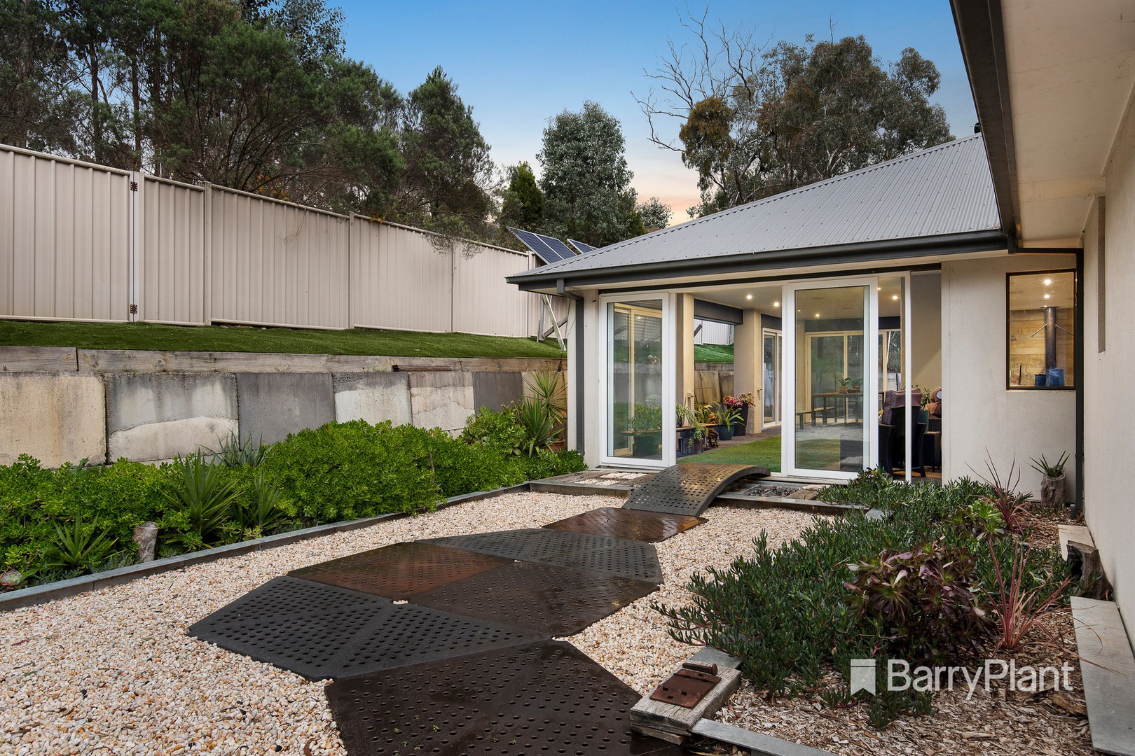 687 Heidelberg Kinglake Road, Hurstbridge, VIC 3099, Hurstbridge - Thumbnail 7