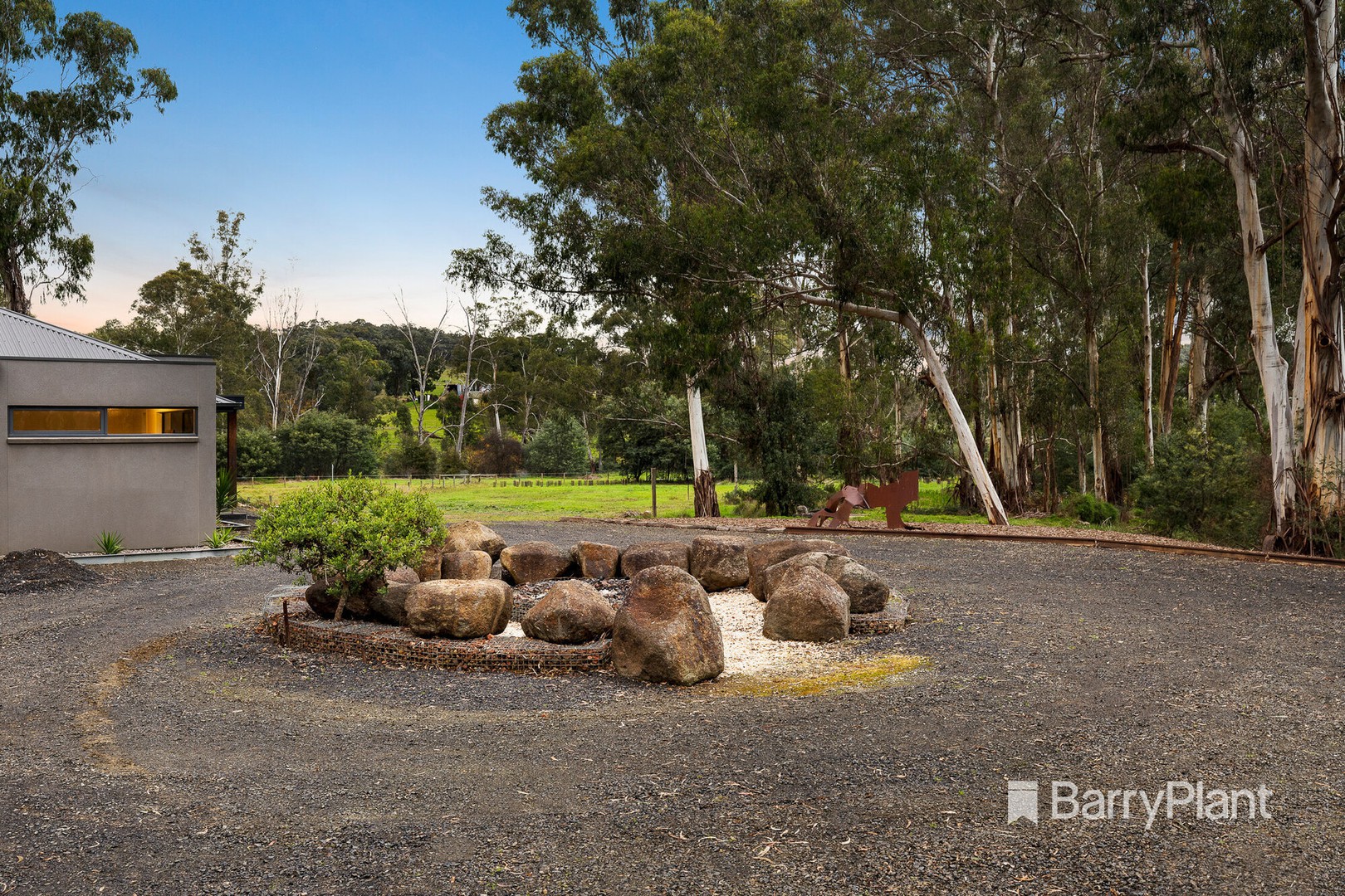 687 Heidelberg Kinglake Road, Hurstbridge, VIC 3099, Hurstbridge - Thumbnail 8