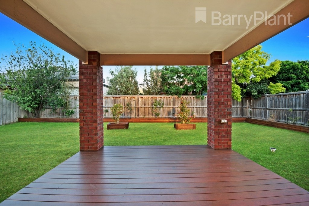 69 Alamanda Boulevard, Point Cook, VIC 3030 - Thumbnail 2 - 06/06/2022