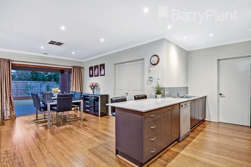 69 Alamanda Boulevard, Point Cook, VIC 3030, Point Cook - Thumbnail 7
