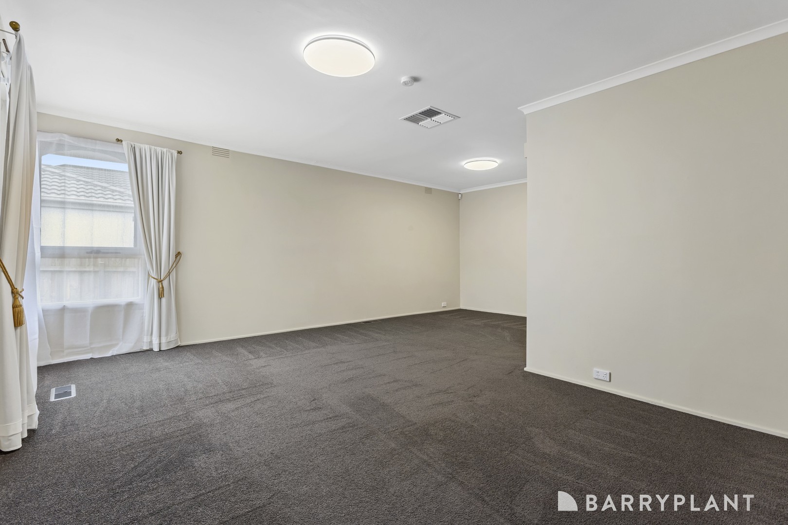69 Allanfield Crescent, Boronia, VIC 3155 - Thumbnail 2 - 12/11/2025