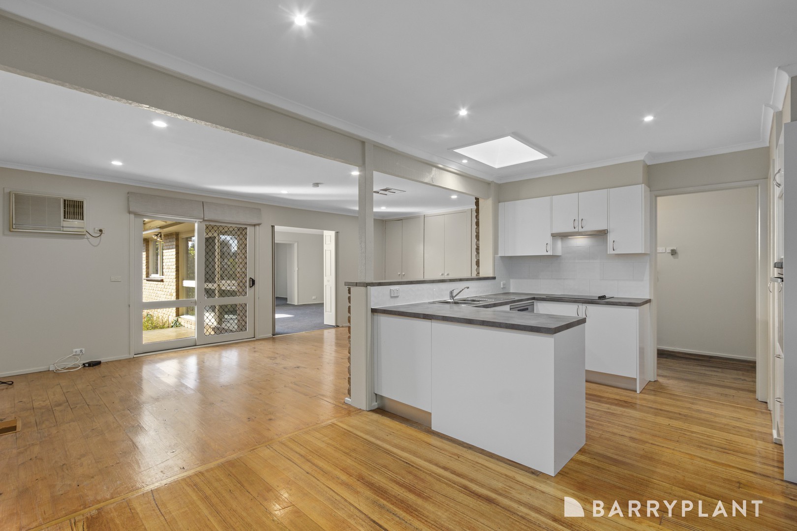 69 Allanfield Crescent, Boronia, VIC 3155, Boronia - Thumbnail 5
