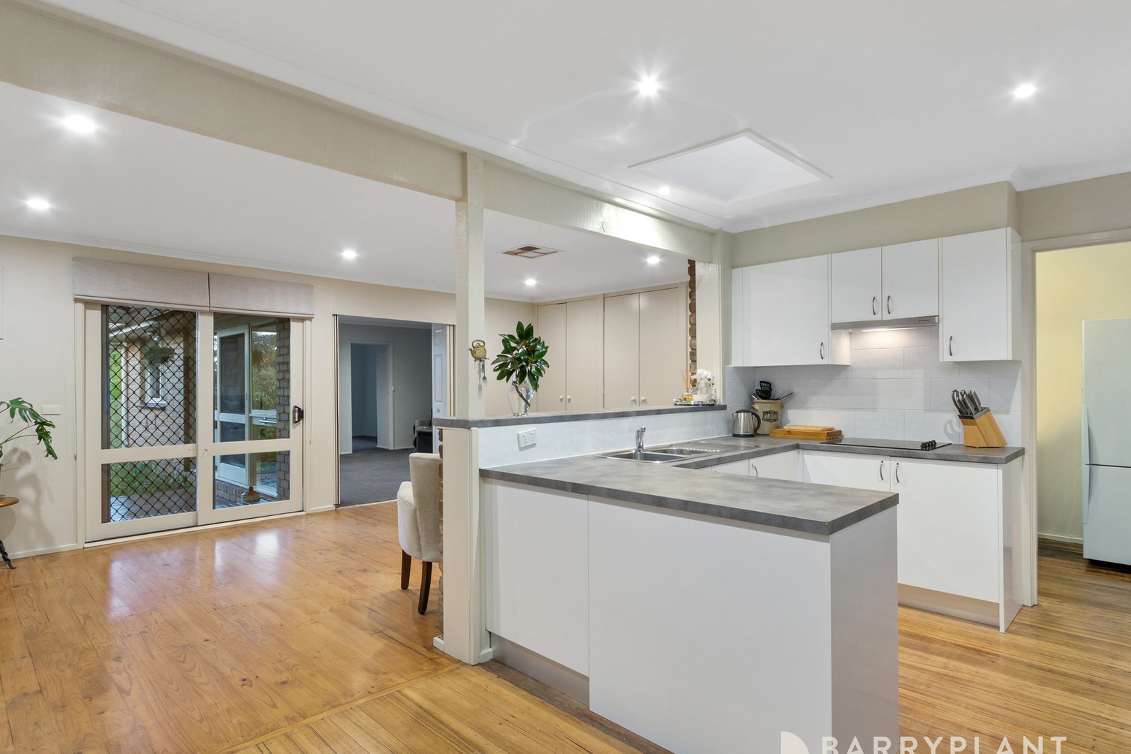 69 Allanfield Crescent, Boronia, VIC 3155, Boronia - Thumbnail 3