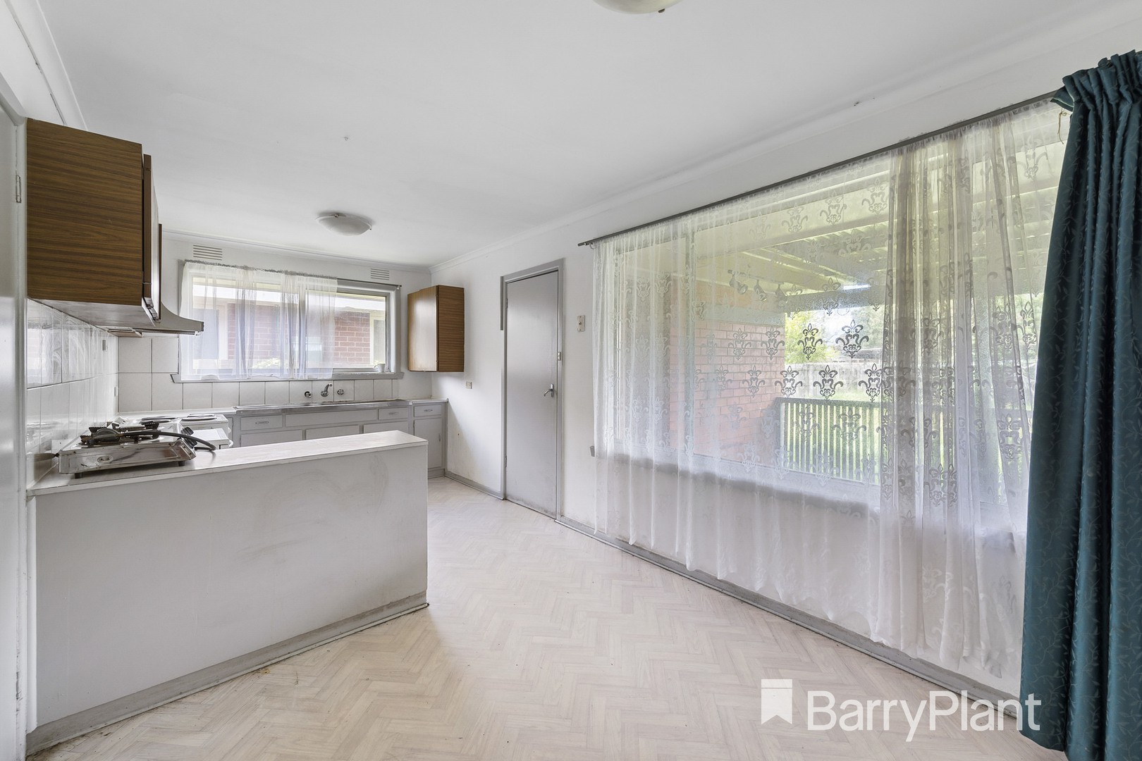 69 Cameron Avenue, Altona Meadows, VIC 3028, Altona Meadows - Thumbnail 6