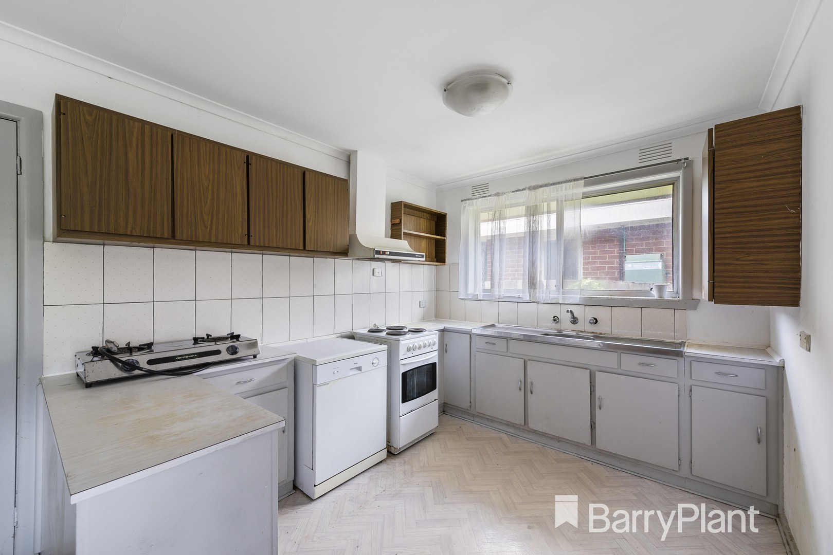 69 Cameron Avenue, Altona Meadows, VIC 3028, Altona Meadows - Thumbnail 7