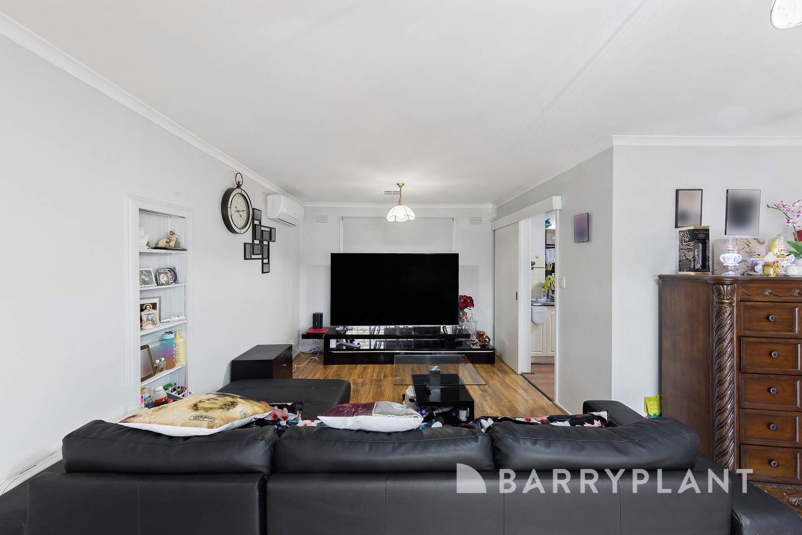 69 Denton Avenue, St Albans, VIC 3021 - Thumbnail 2 - 01/05/2025