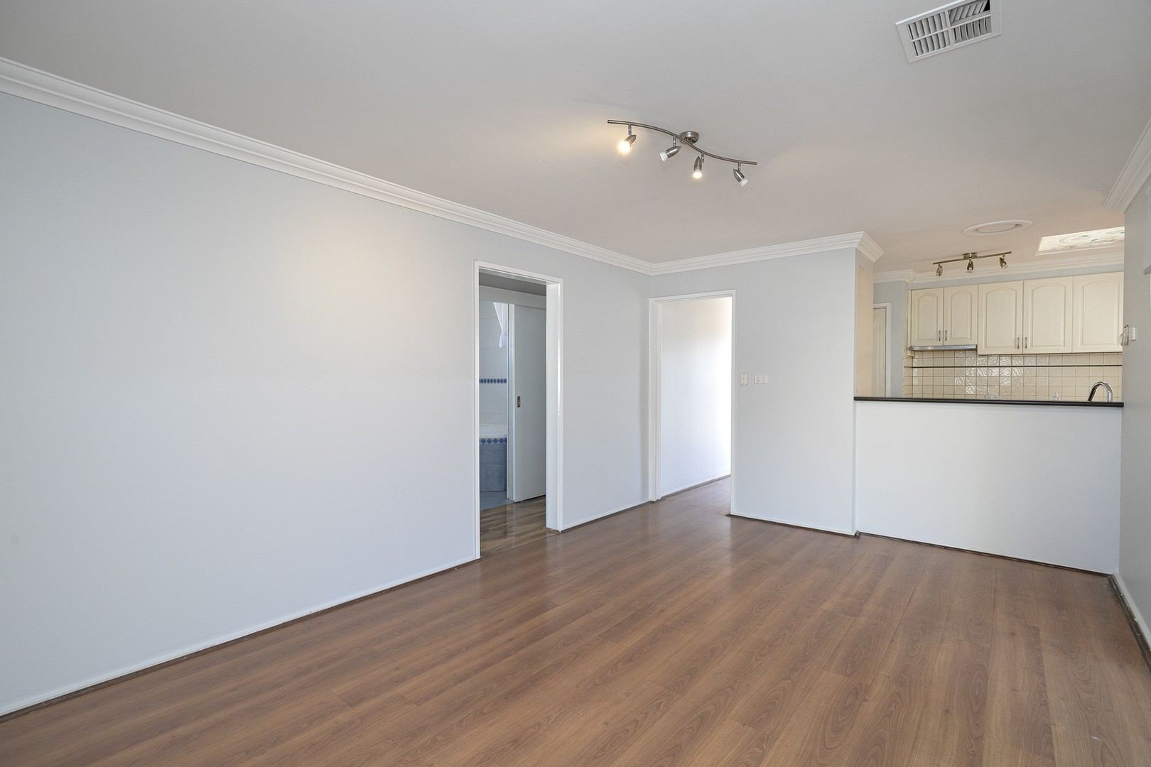 69 Denton Avenue, St Albans, VIC 3021, St Albans - Thumbnail 8