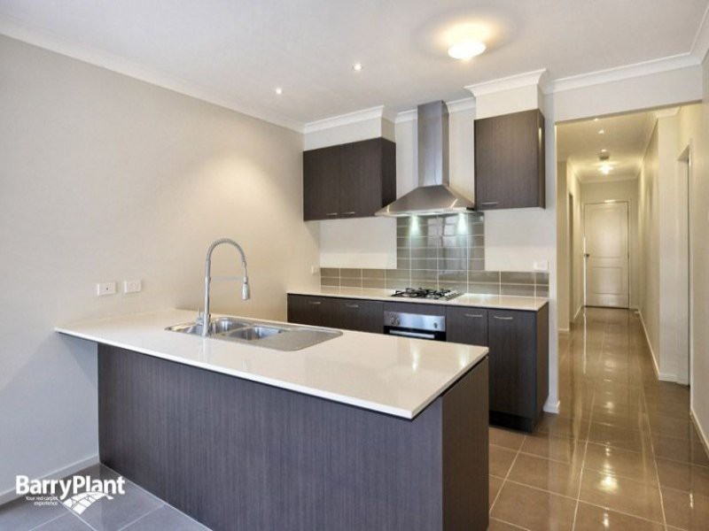 69 Evergreen Crescent, Craigieburn, VIC 3064, Craigieburn - Thumbnail 5