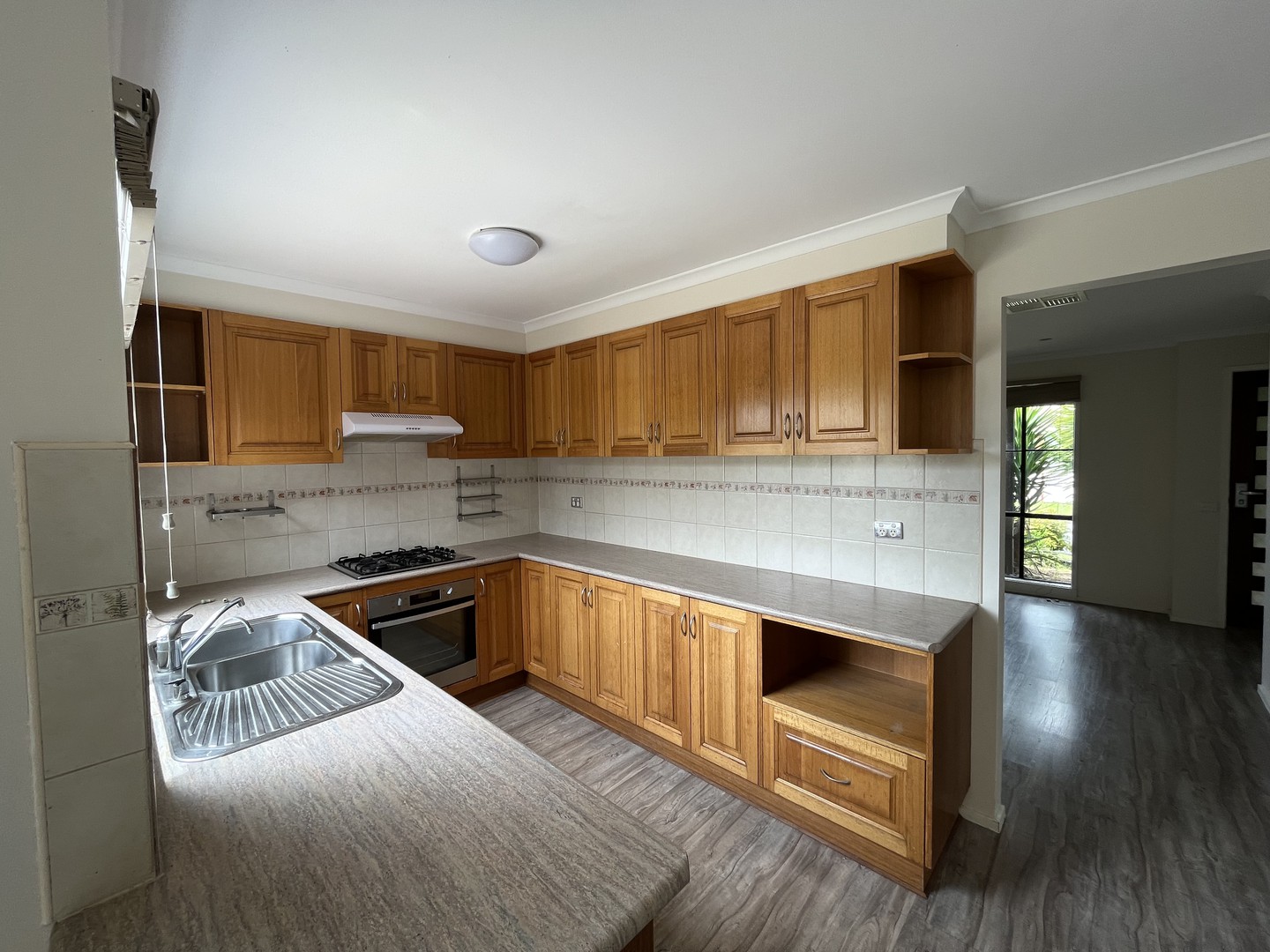 69 Flemington Crescent, Werribee, VIC 3030, Werribee - Thumbnail 7