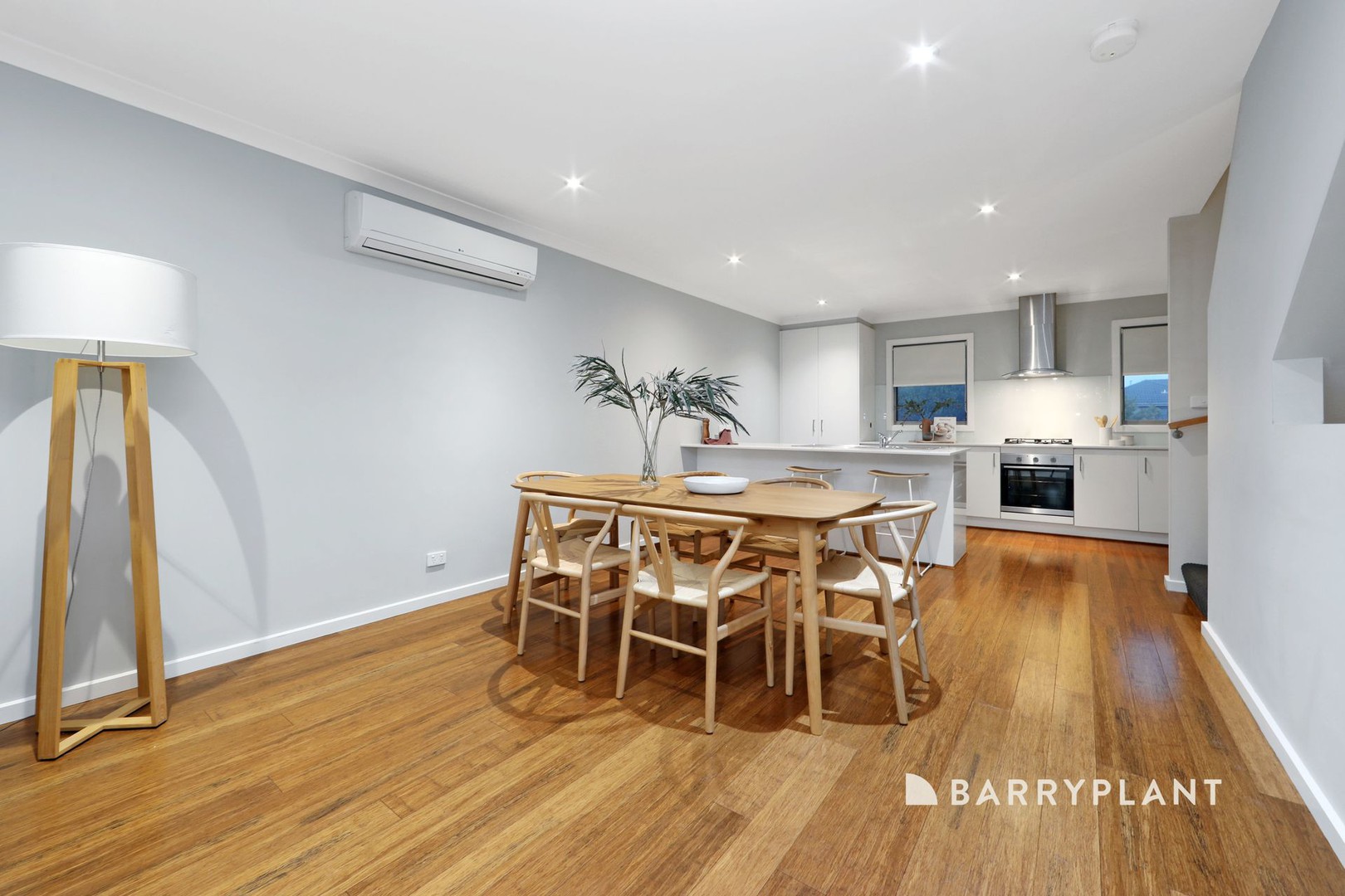 69 Lakeside Boulevard, Pakenham, VIC 3810, Pakenham - Thumbnail 3