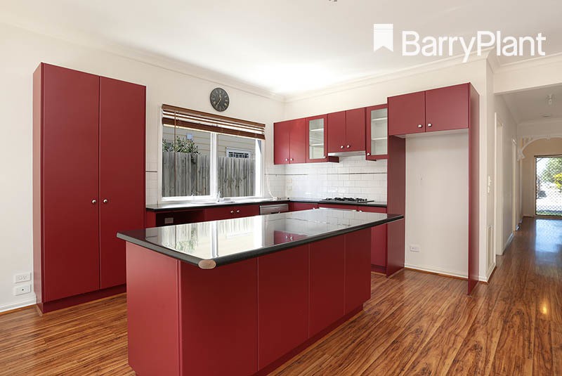 69 Lancaster Drive, Point Cook, VIC 3030, Point Cook - Thumbnail 2