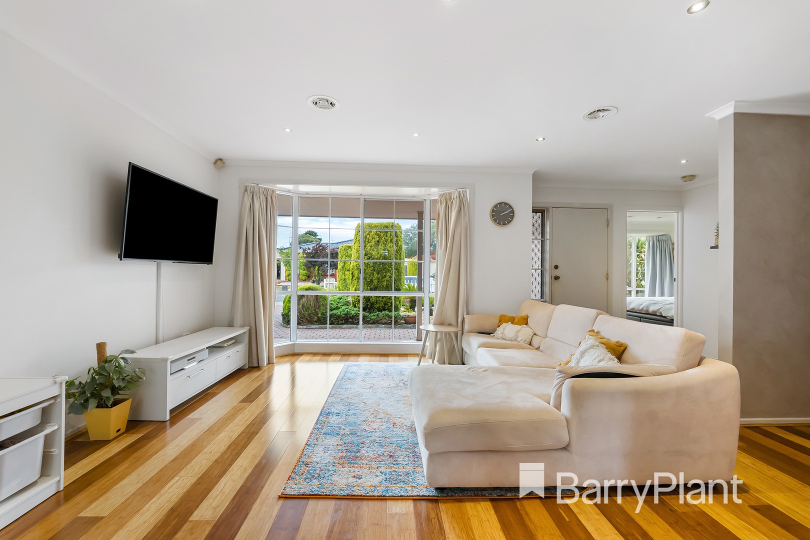 69 Magnolia StreetSt Albans, VIC 3021, St Albans - Thumbnail 3