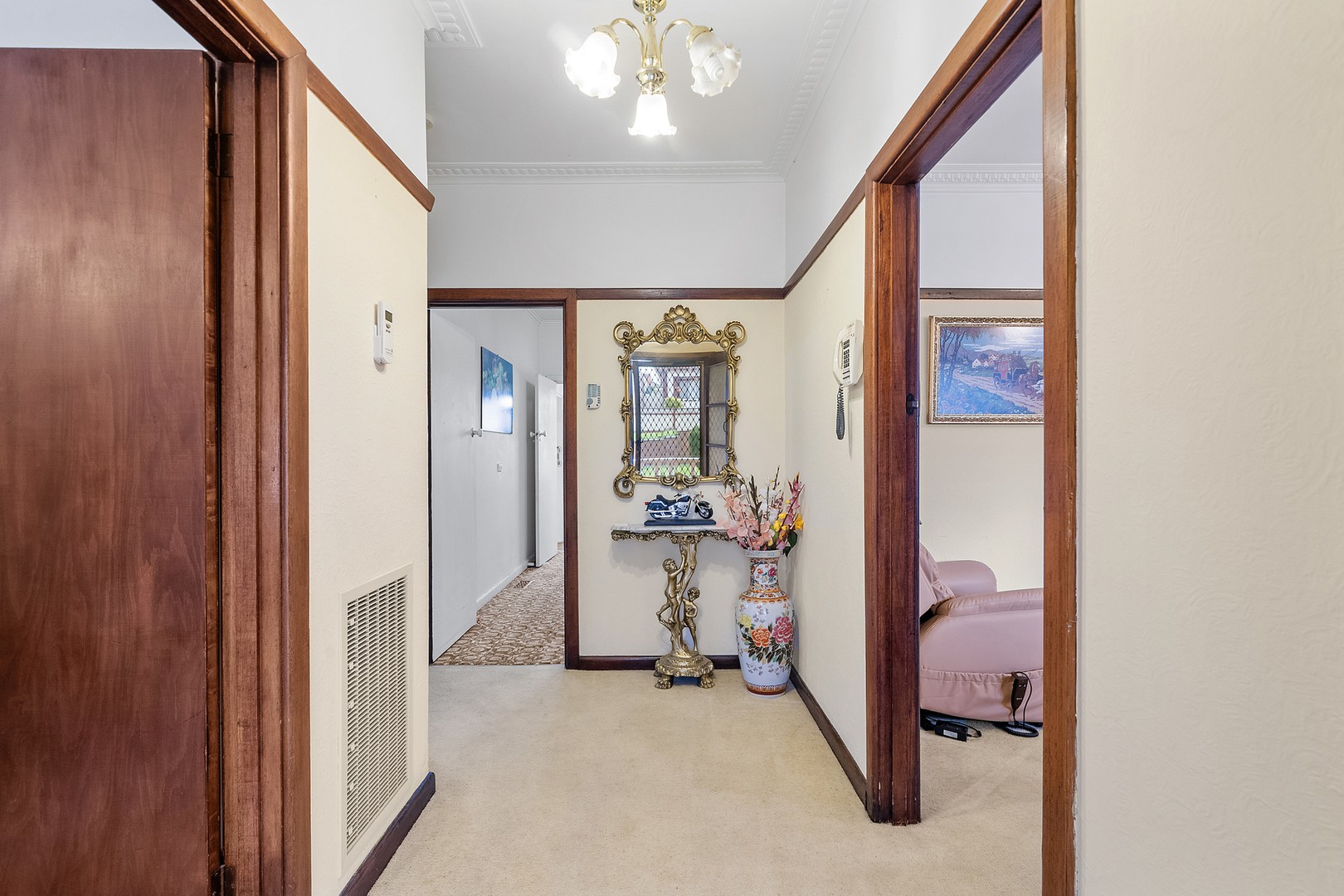 69 Newton Street, Reservoir, VIC 3073, Reservoir - Thumbnail 3