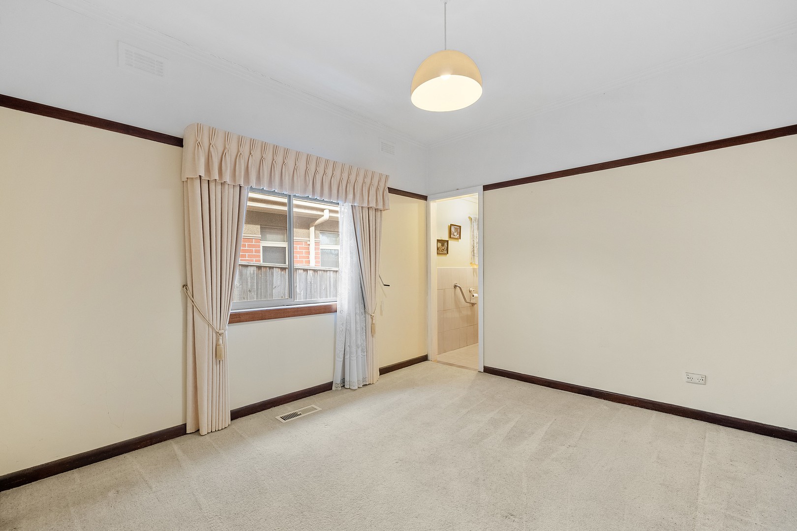 69 Newton Street, Reservoir, VIC 3073, Reservoir - Thumbnail 5