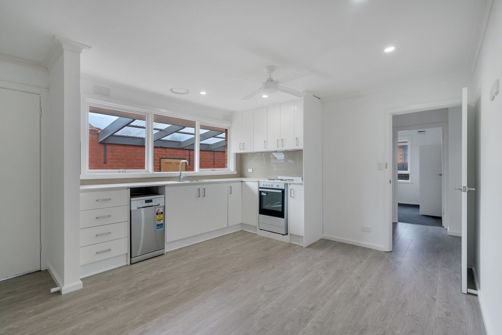 69 North Road, Avondale Heights, VIC 3034, Avondale Heights - Thumbnail 2