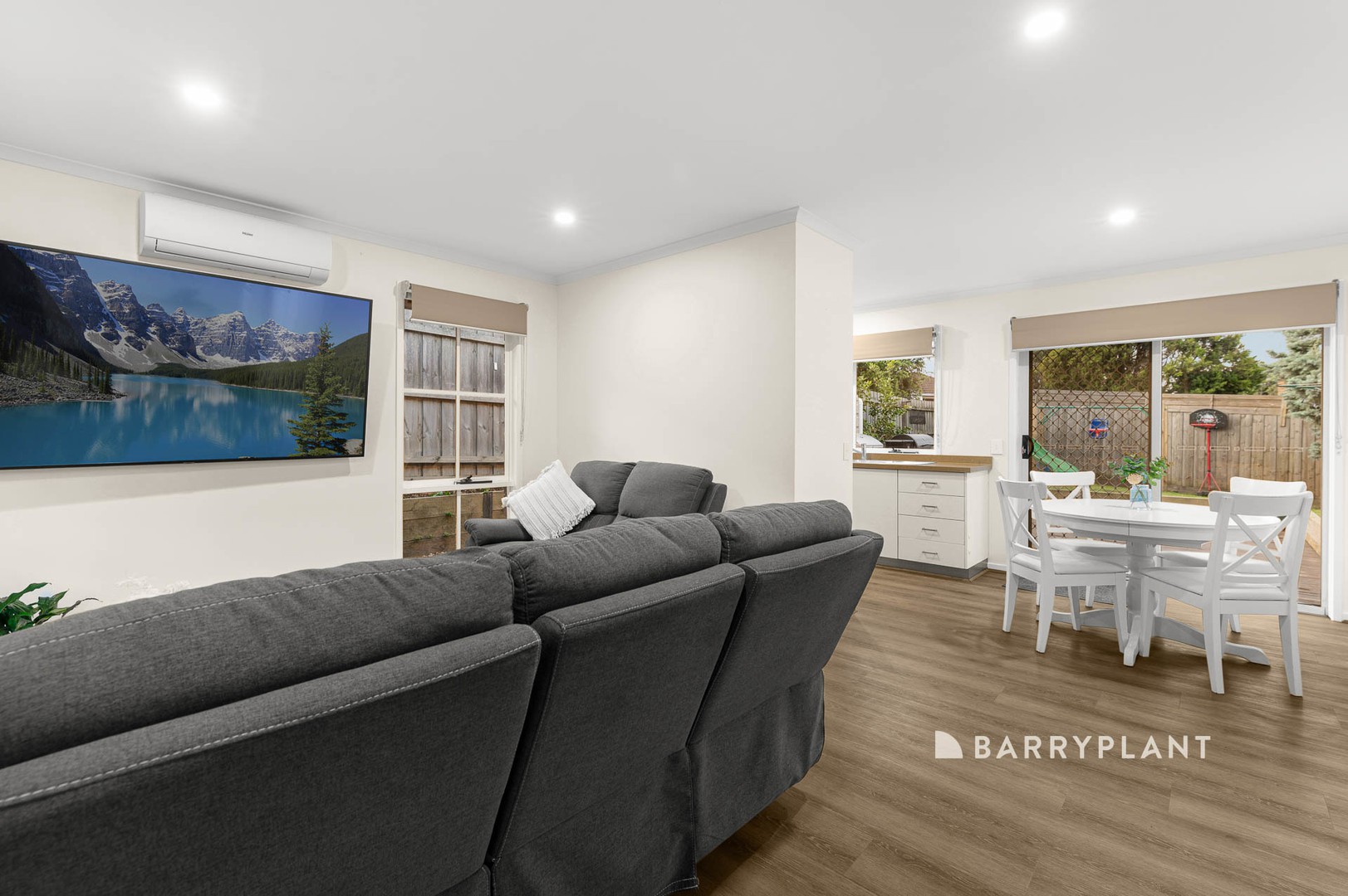 69 Smethurst Avenue, Pakenham, VIC 3810, Pakenham - Thumbnail 5