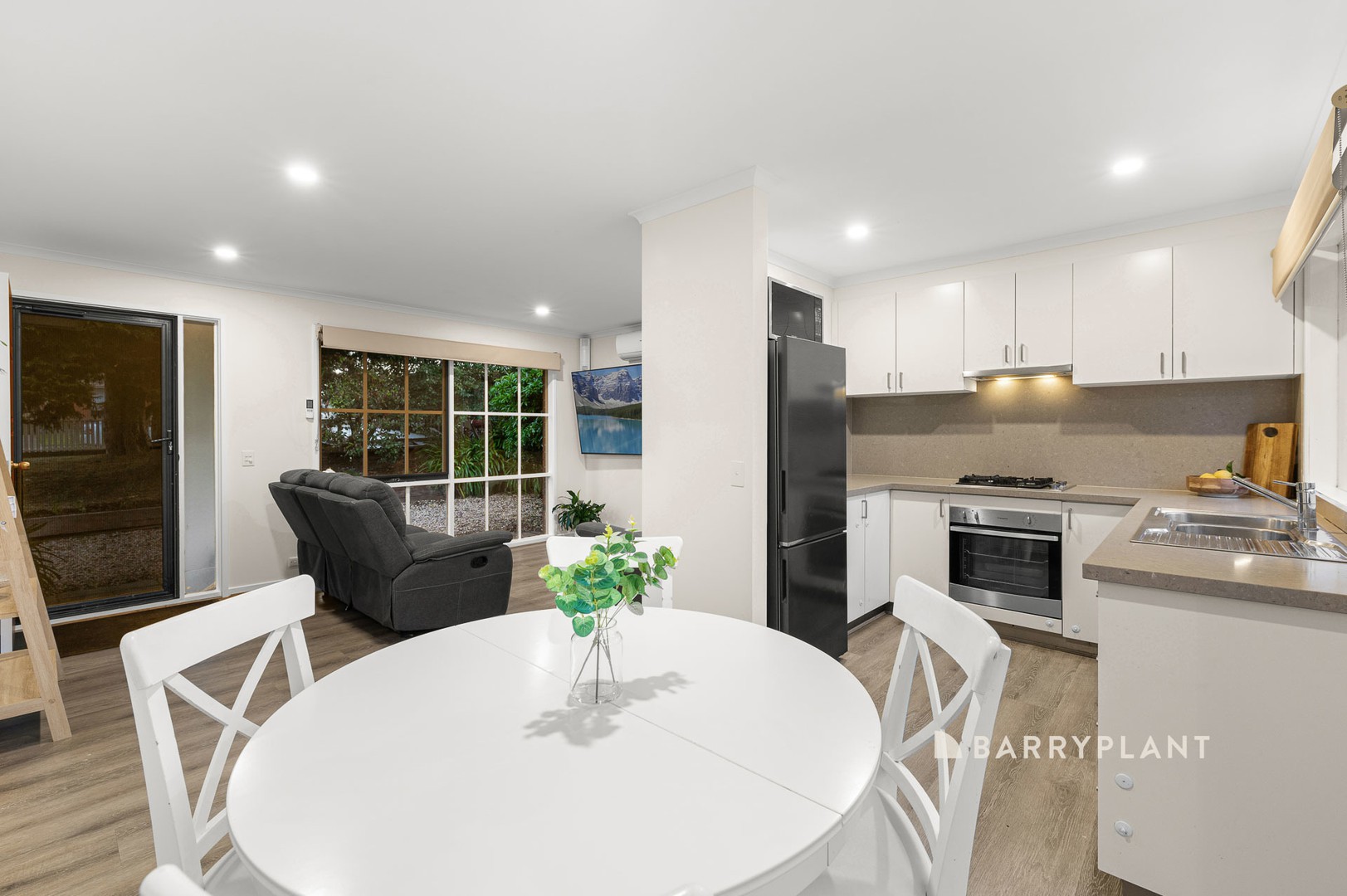 69 Smethurst Avenue, Pakenham, VIC 3810, Pakenham - Thumbnail 8