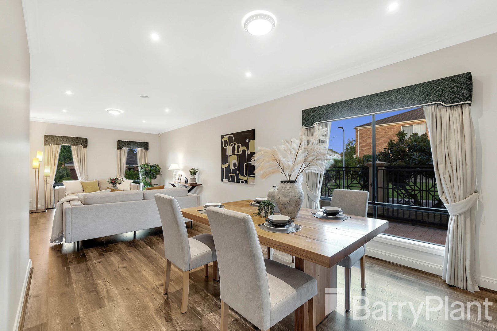 69 Somes StreetWantirna South, VIC 3152, Wantirna South - Thumbnail 2