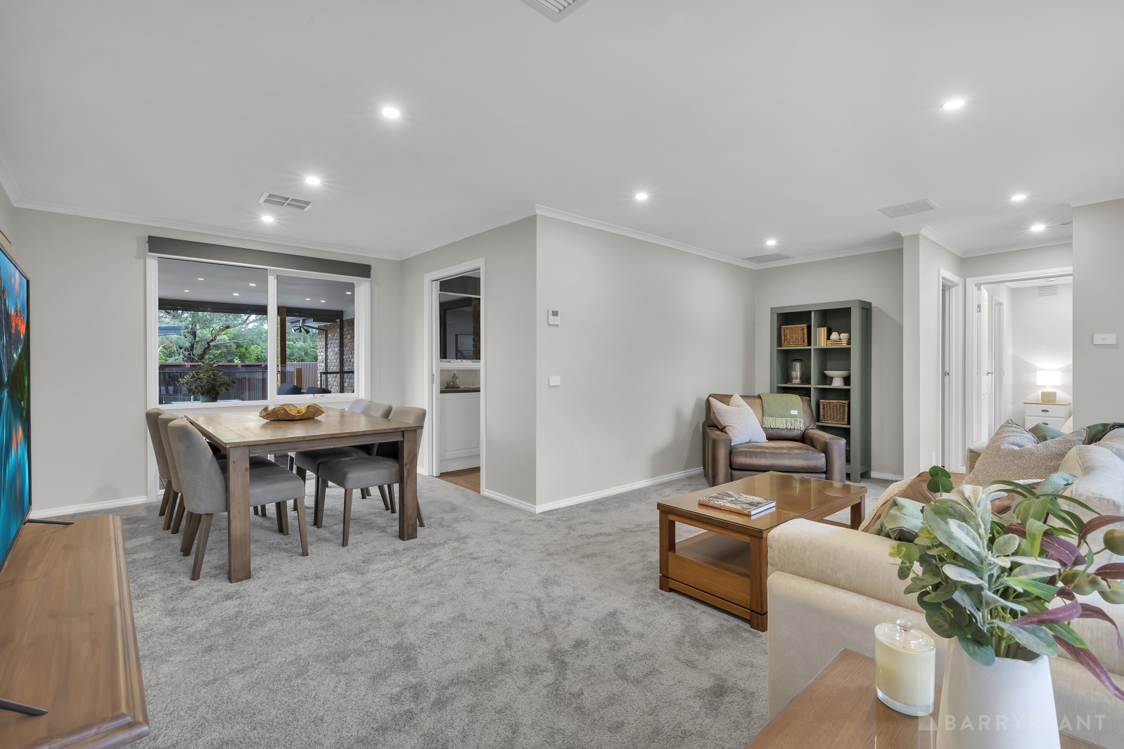 69 Sydney Parkinson Avenue, Endeavour Hills, VIC 3802, Endeavour Hills - Thumbnail 6