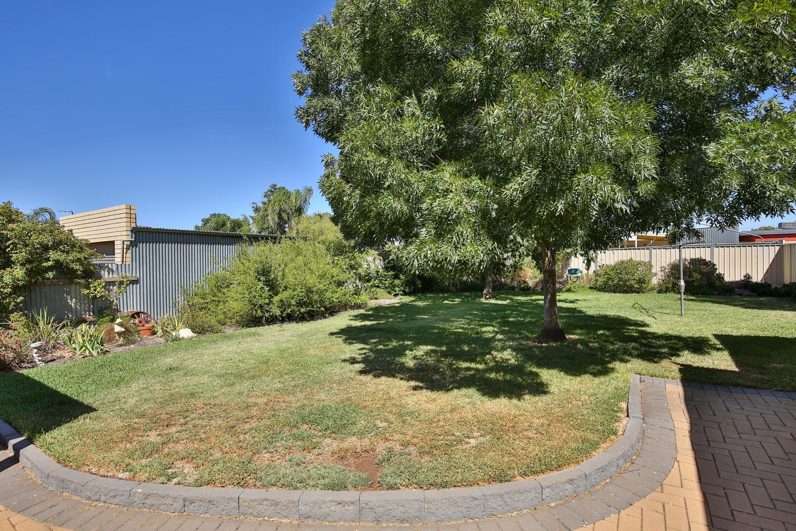 69 Twelfth Street, Mildura, VIC 3500 - Thumbnail 2 - 01/03/2024