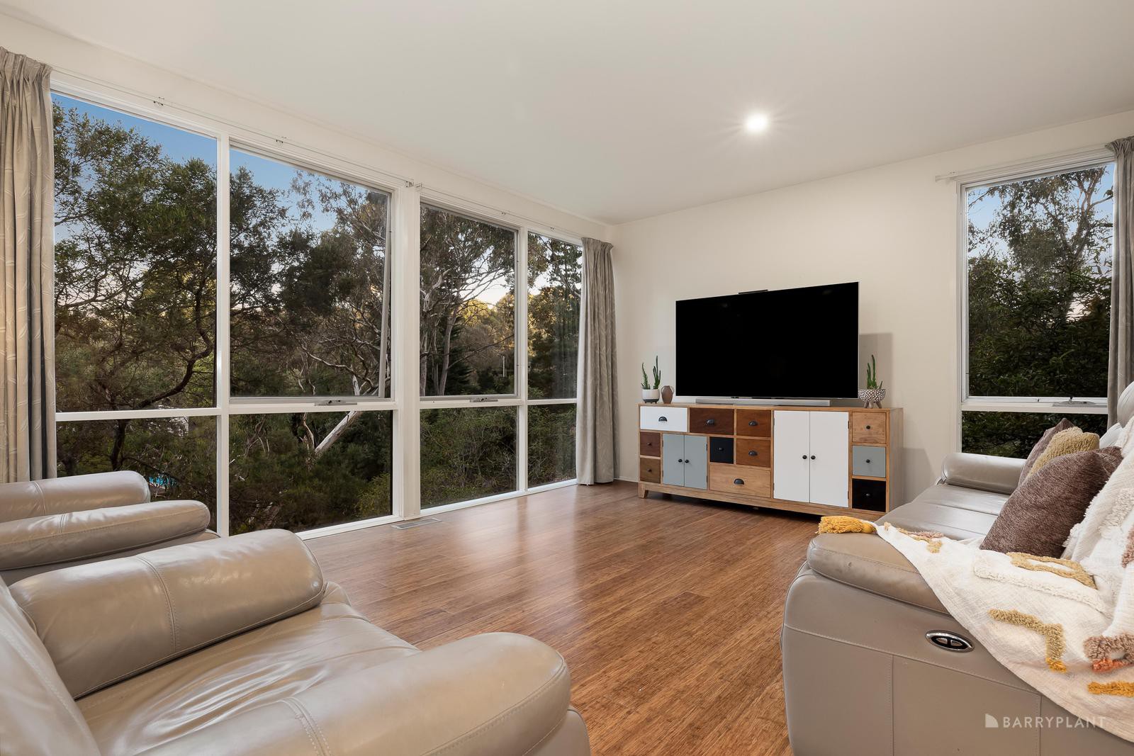 6A Rangeview Road, Donvale, VIC 3111, Donvale - Thumbnail 5