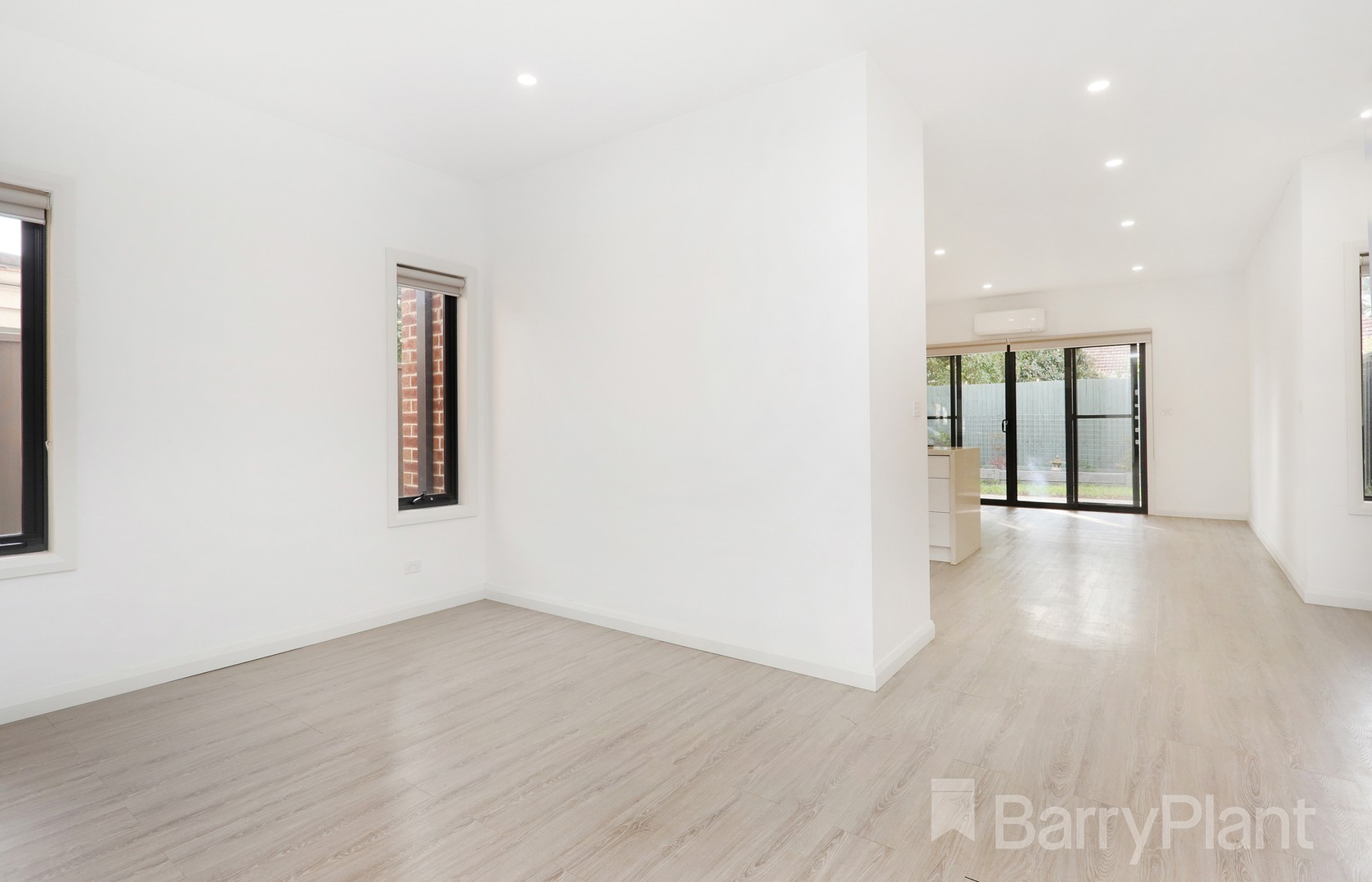 6B Staughton Street, Sunshine, VIC 3020, Sunshine - Thumbnail 2