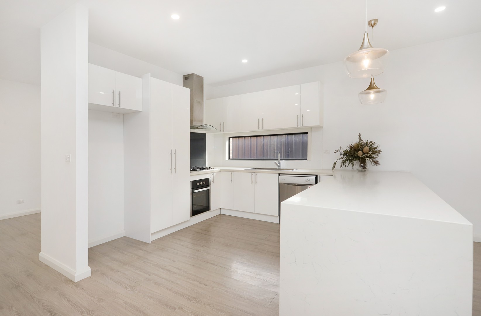 6B Staughton Street, Sunshine, VIC 3020, Sunshine - Thumbnail 3