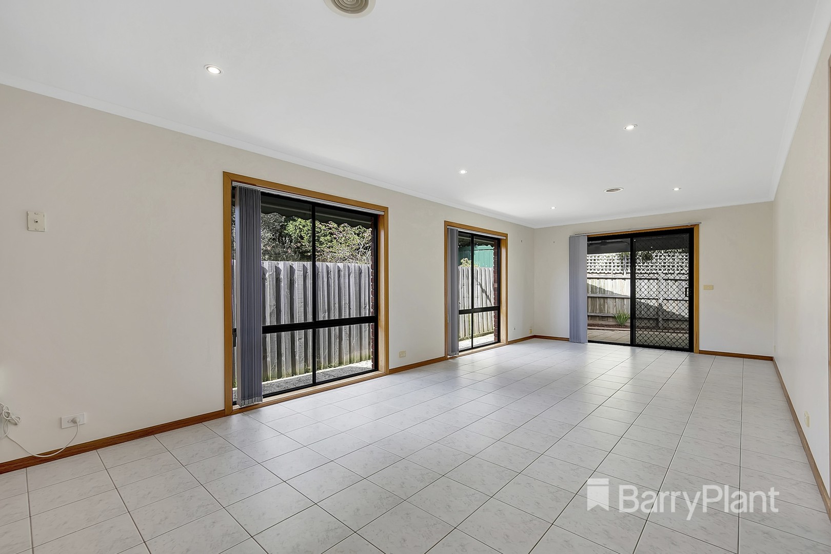 6B Yunupingu Court, Mill Park, VIC 3082, Mill Park - Thumbnail 3