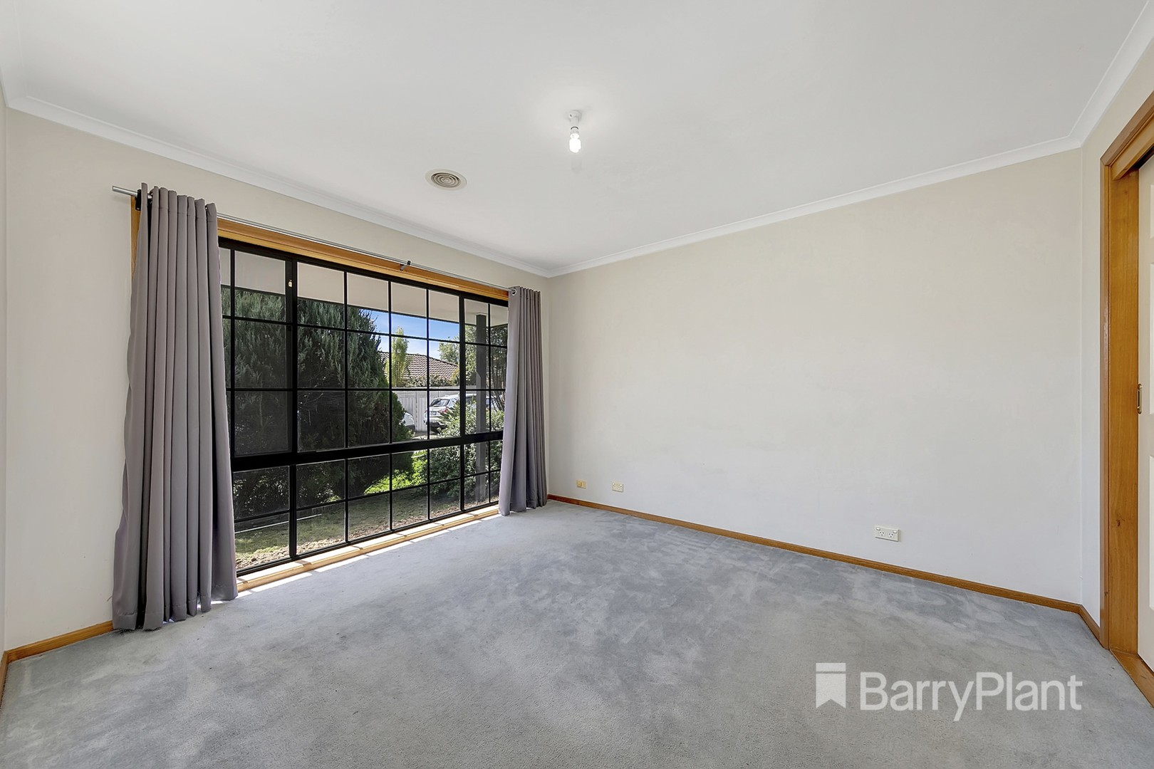 6B Yunupingu Court, Mill Park, VIC 3082, Mill Park - Thumbnail 7