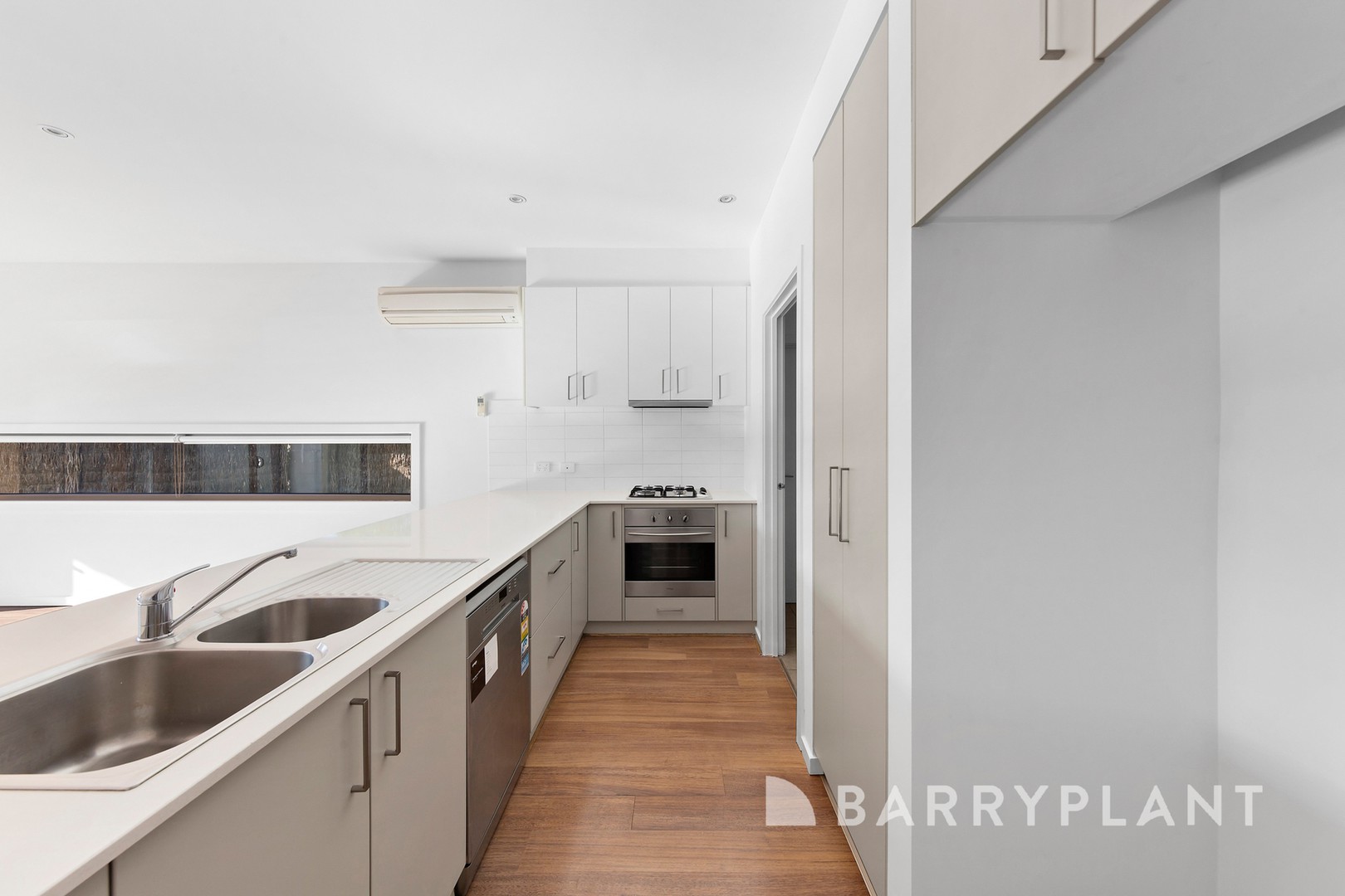 7/1-5 The Close, Caroline Springs, VIC 3023, Caroline Springs - Thumbnail 3