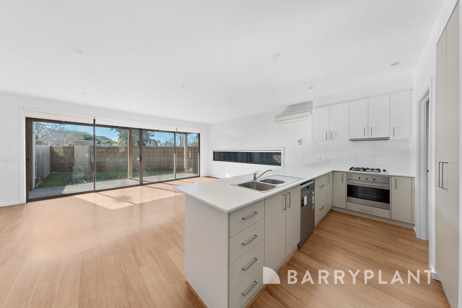 7/1-5 The Close, Caroline Springs, VIC 3023, Caroline Springs - Thumbnail 4