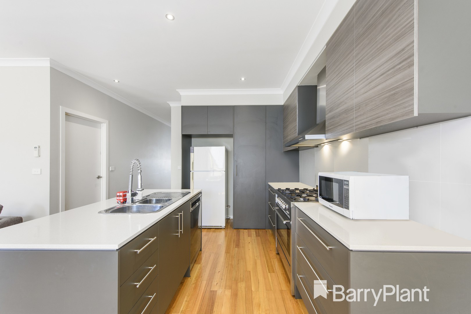 7/10 - 12 Kooyong WayCaroline Springs, VIC 3023, Caroline Springs - Thumbnail 4