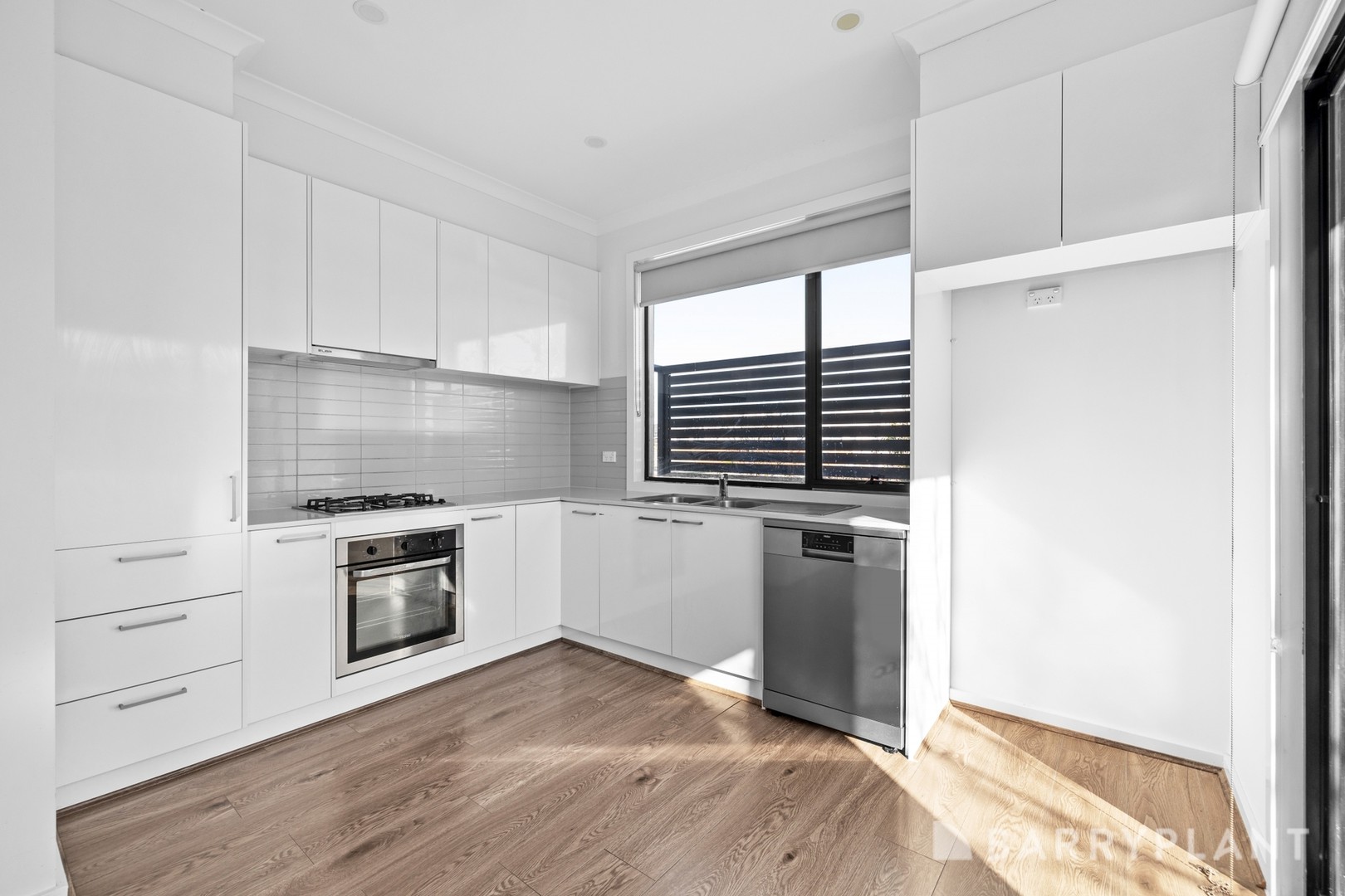 7/12 Eileen Street, Hadfield, VIC 3046, Hadfield - Thumbnail 2