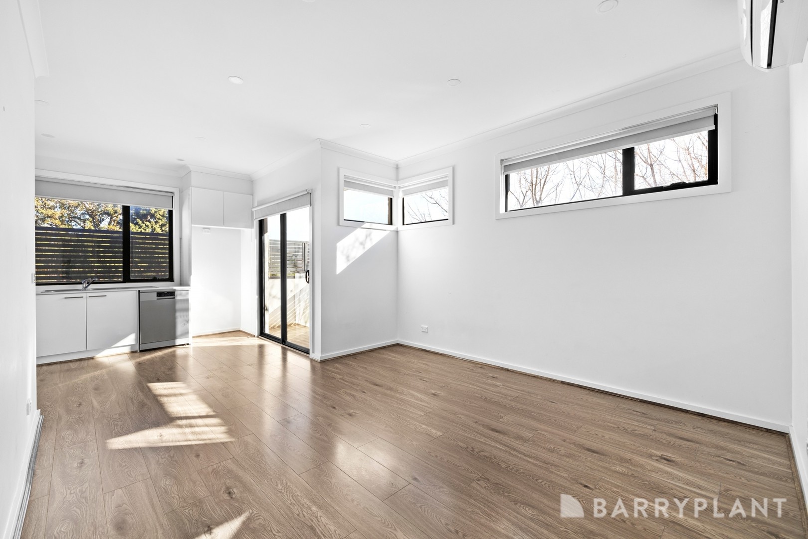 7/12 Eileen Street, Hadfield, VIC 3046, Hadfield - Thumbnail 3
