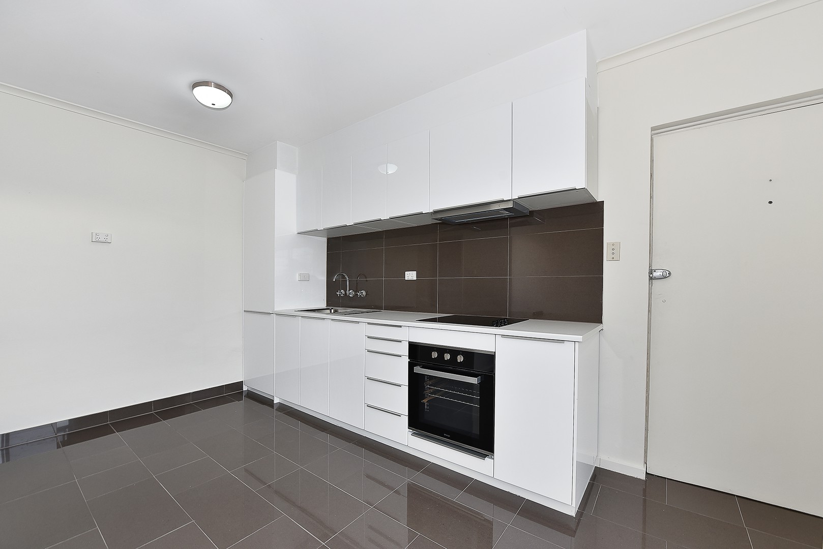 7/13 McCulloch Street, Essendon North, VIC 3041, Essendon North - Thumbnail 2