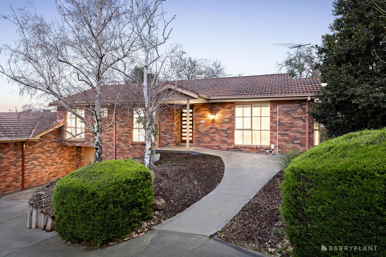 7/2 Malcolm Crescent, Doncaster, VIC 3108 - Thumbnail 2 - 21/08/2026